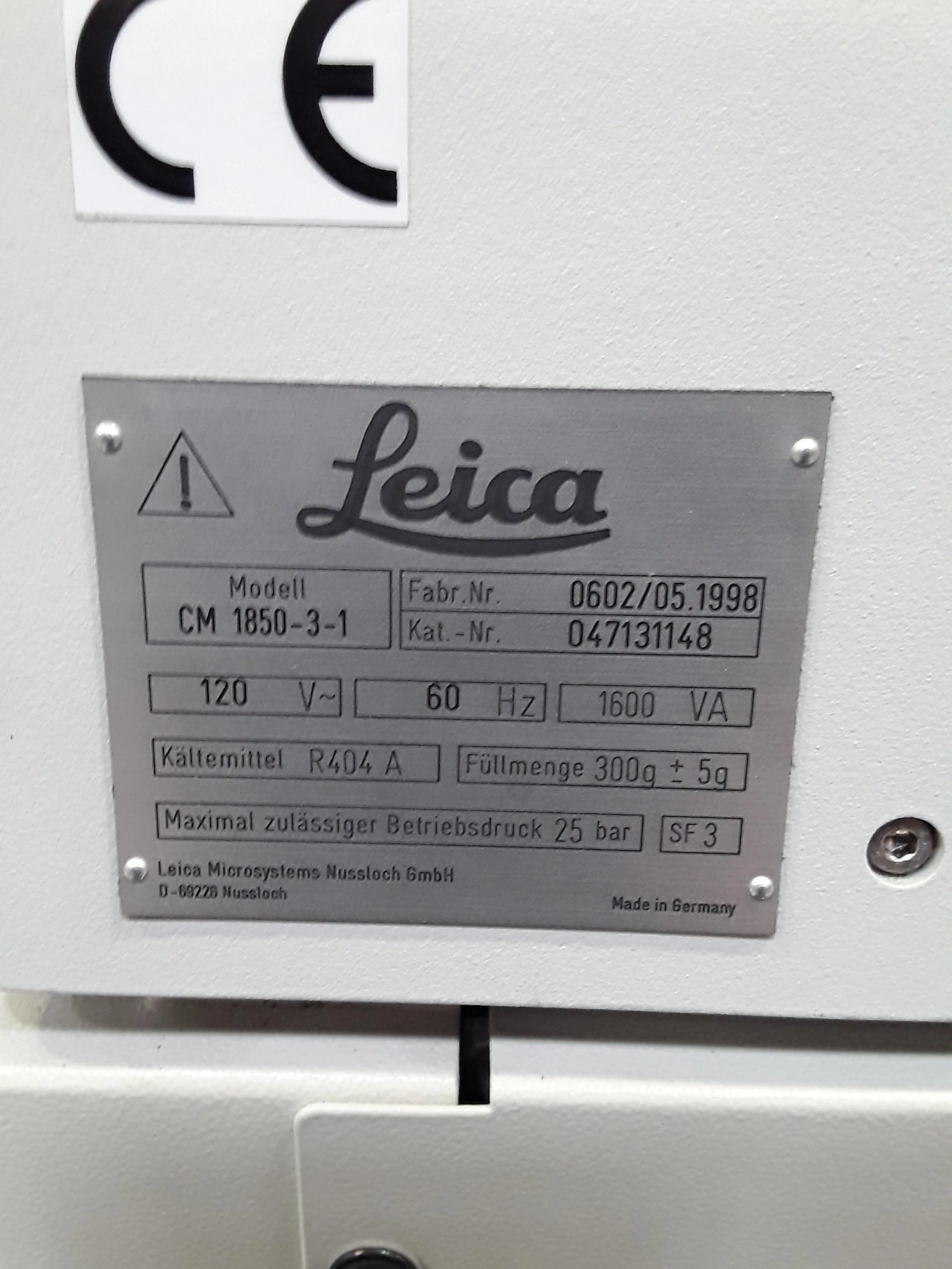 LEICA CM 1850-3-1 Cryostat - Used Laboratory and Medical Equipment