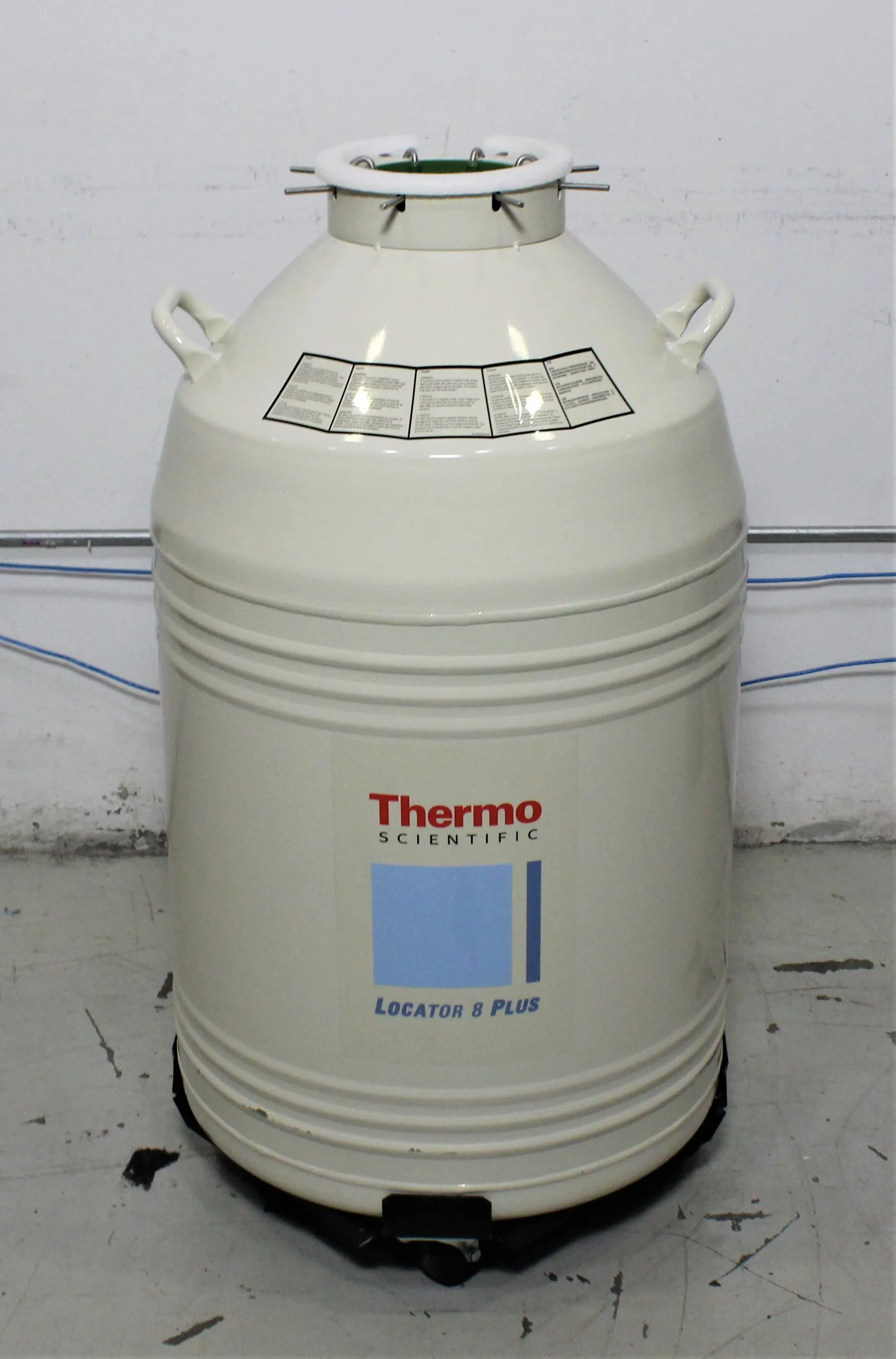 Thermo Scientific Locator 8 Plus Dewar / Cryotank