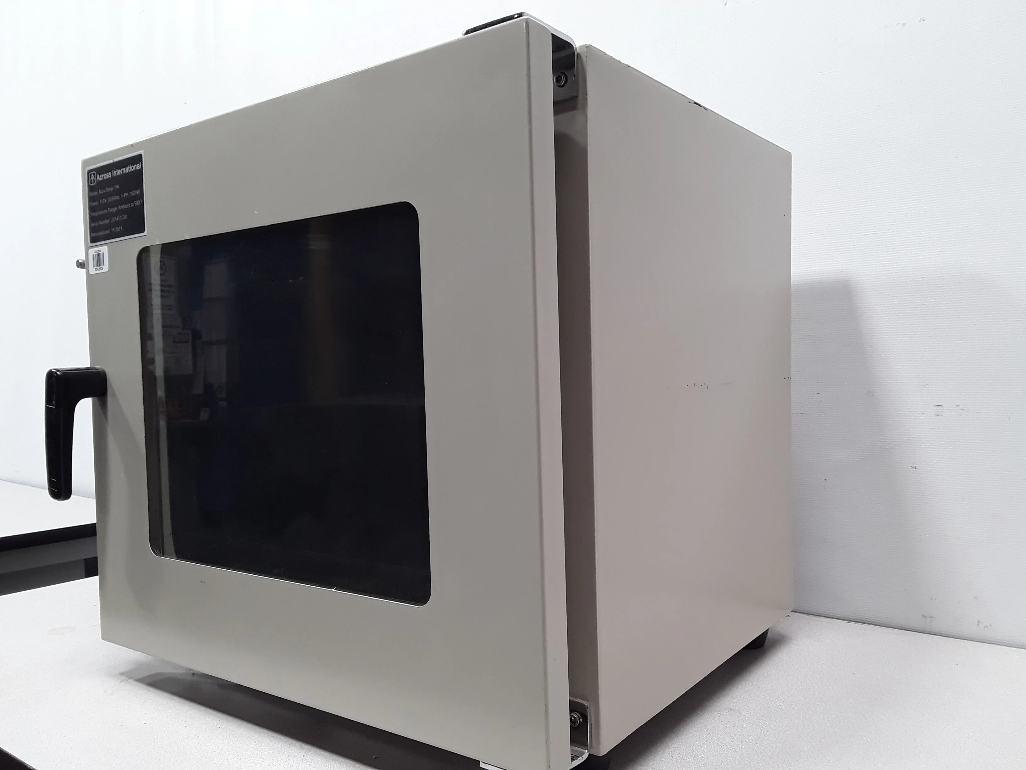 Across International Vacuum Oven AccuTemp-19K 120V 50/60Hz 1-PH 1500W Ambient to 500F Degrees