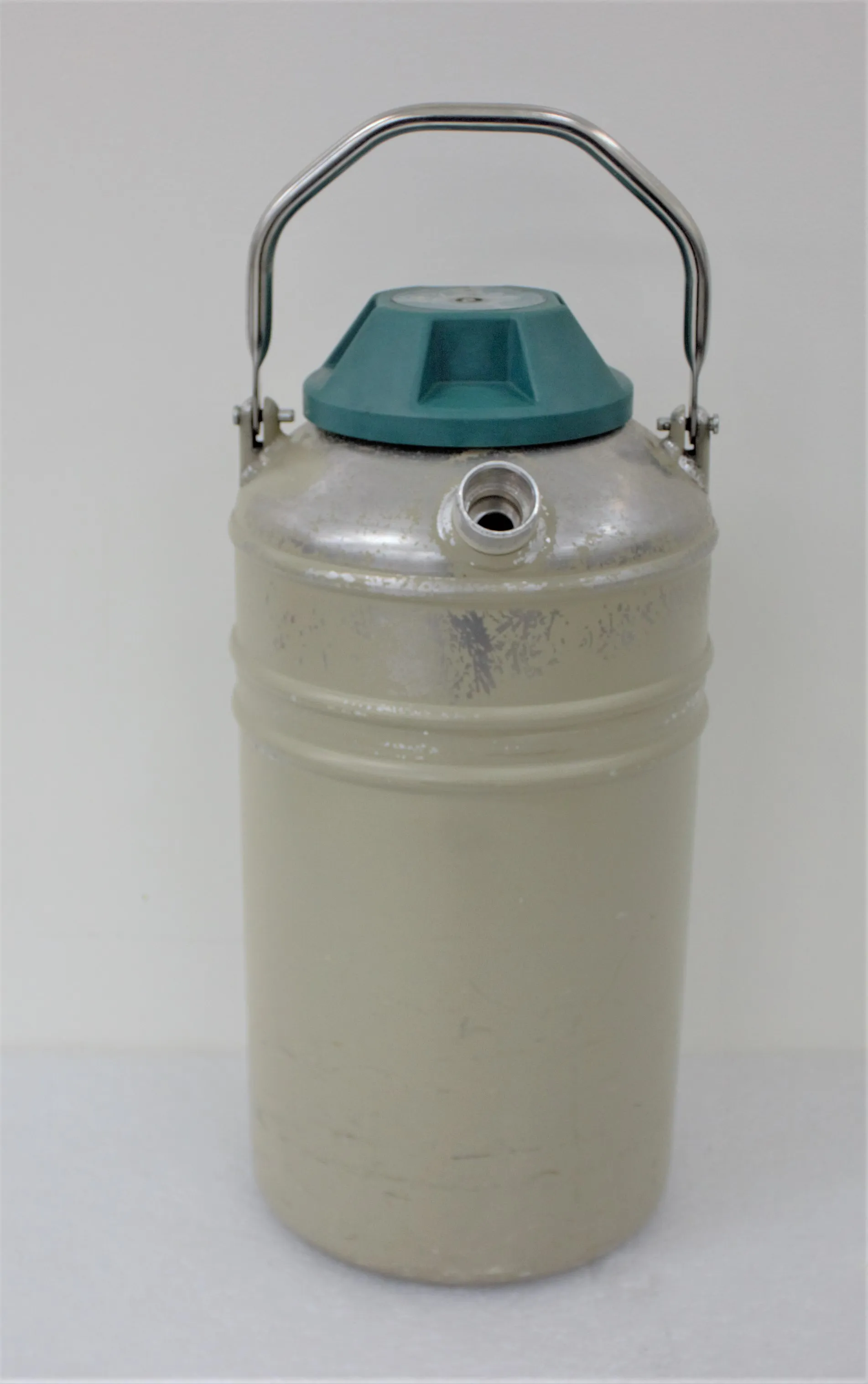 MVE LAB5 Dewar Cryotank Cold Storage Unit - 5 Liters