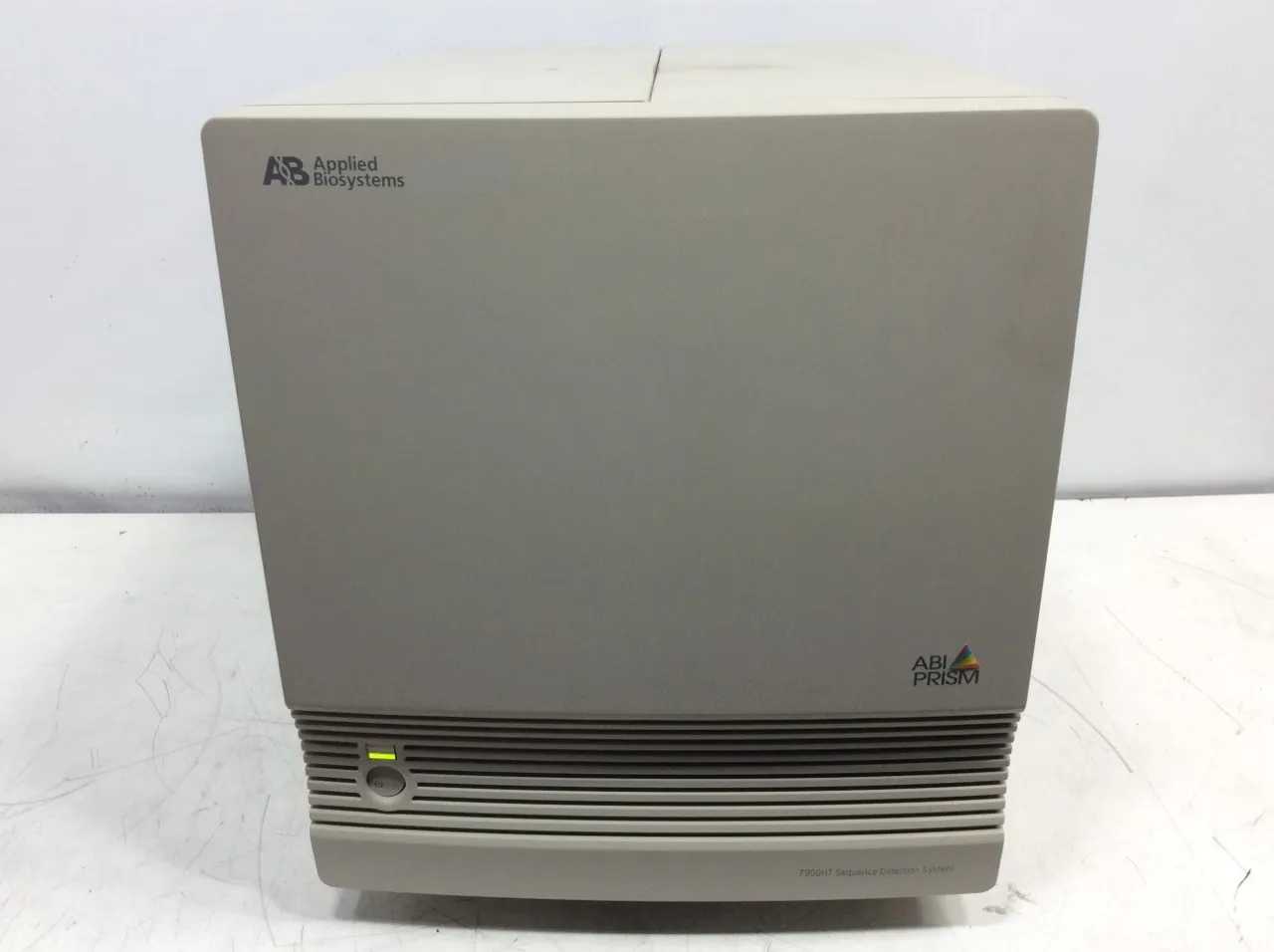 Applied Biosystems ABI Prism 7900HT Sequence 384-Well PCR Thermal Cycler