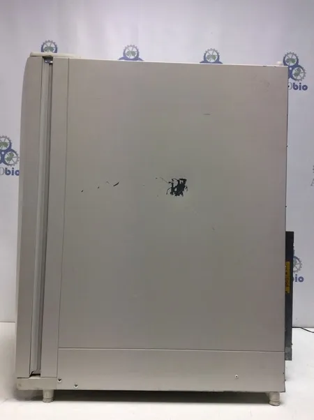 Used Kendro HERAcell C CO2 Incubator Model 40047333