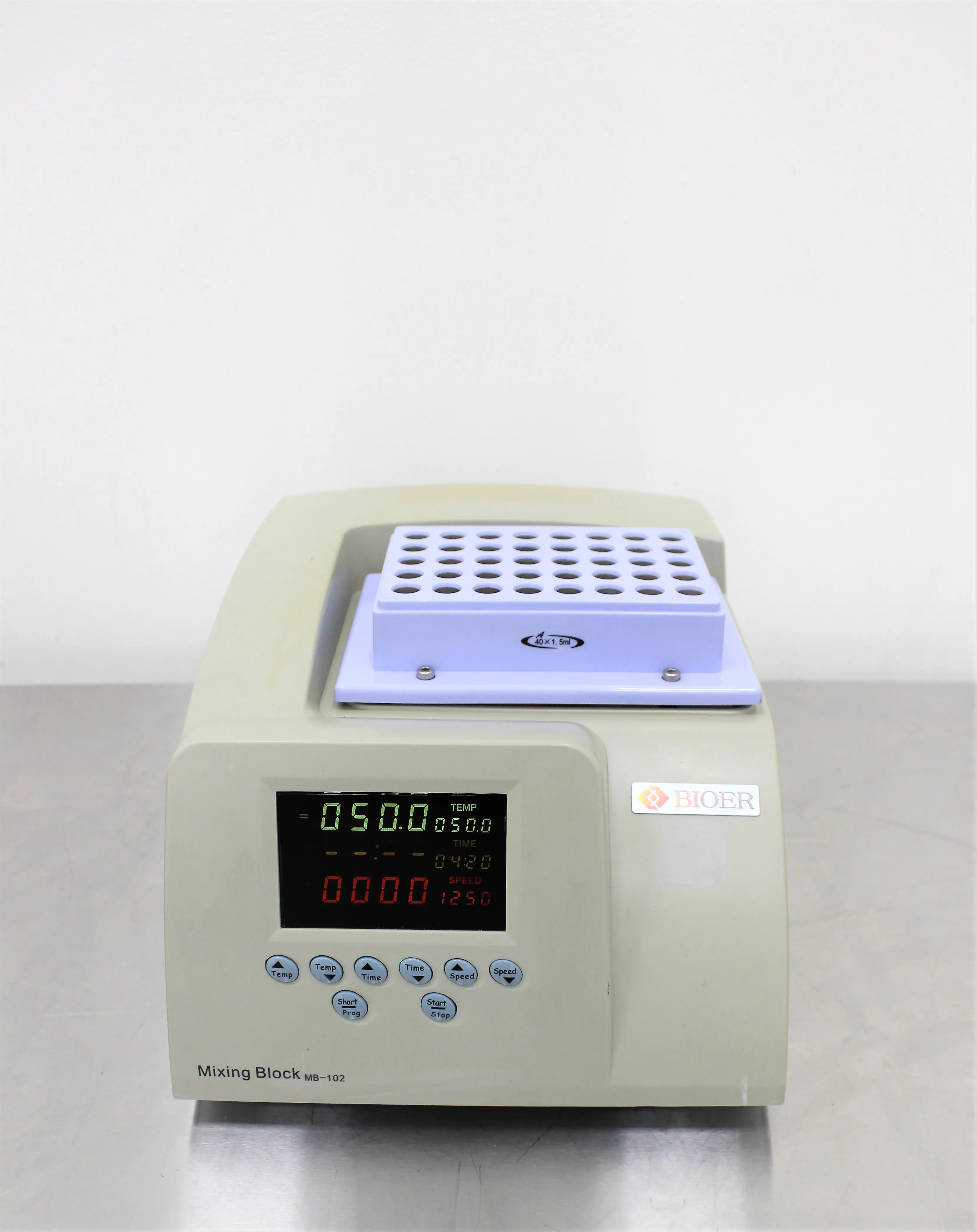 Pre-owned Bioer MB-102 Thermocell Mixing Block Vortexer / Rotator / Shaker Laboratory Equipment