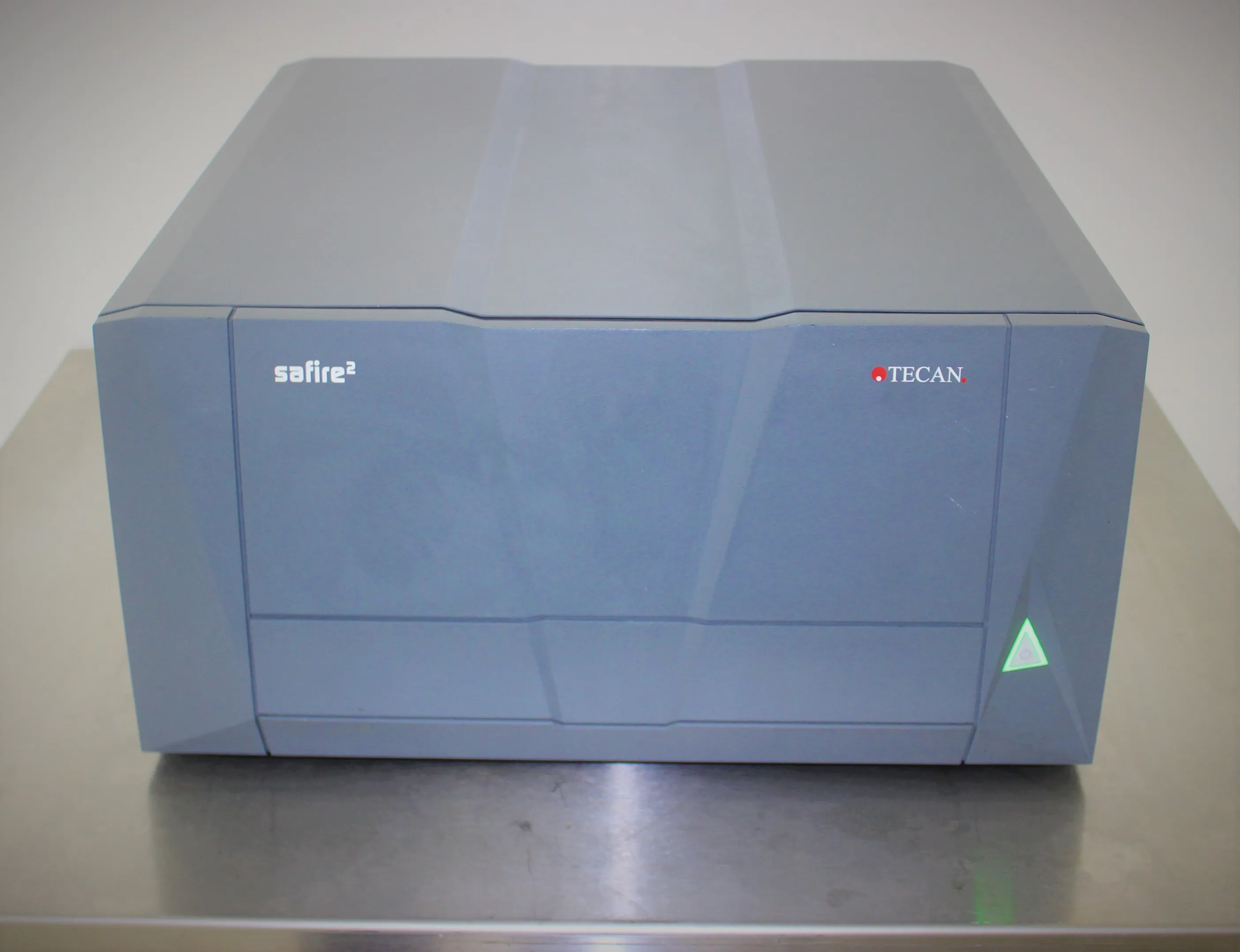 TECAN SAFIRE2 Multi-Mode Microplate Reader with Tecan's Quad4 Technology 504000009