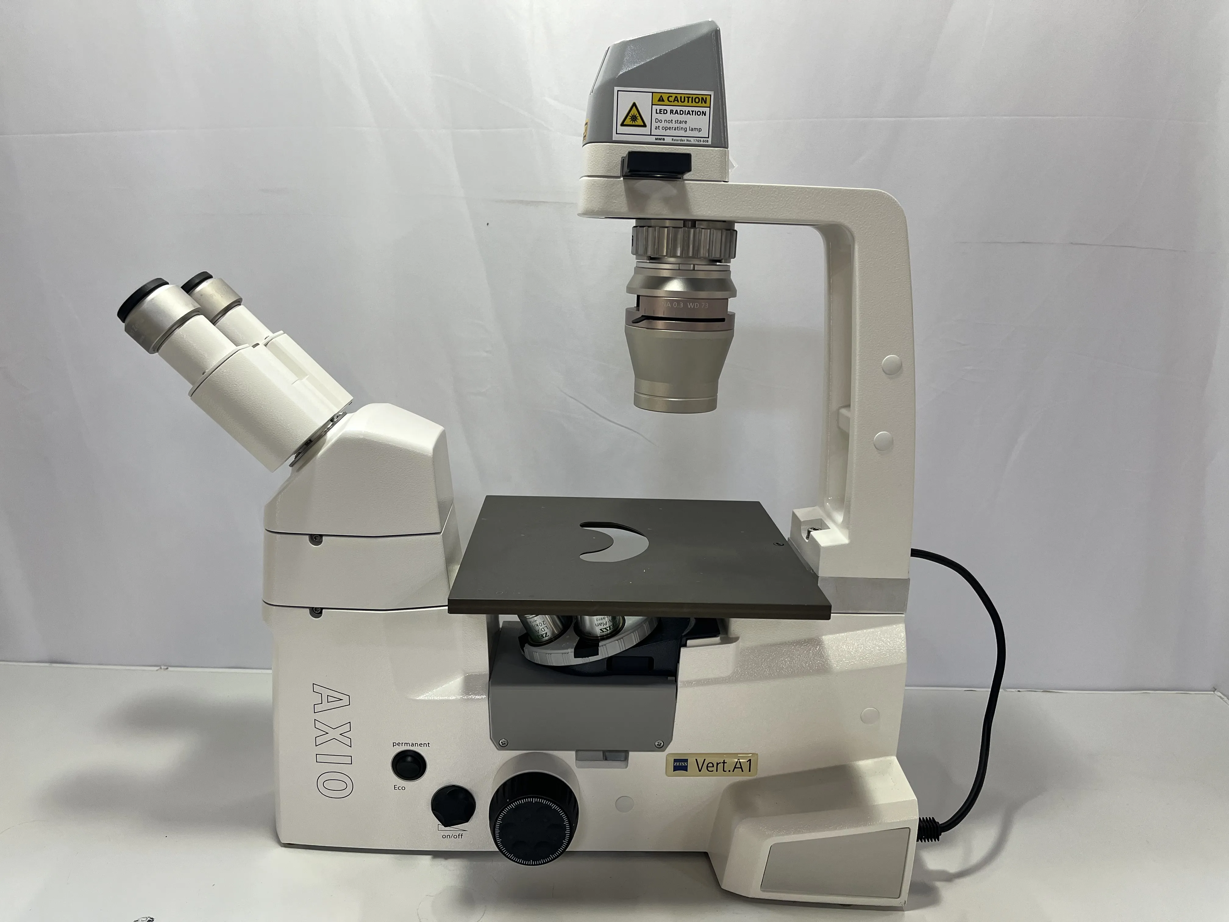 ZEISS Axio Vert.A1 Microscope