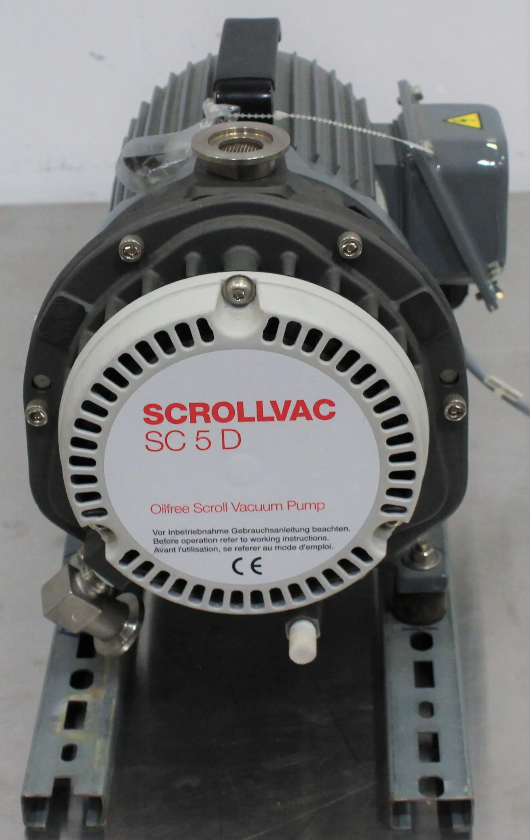 Used Leybold SC5D Vacuum Pump 220V 50/60Hz, Class 1, 30-Day Warranty