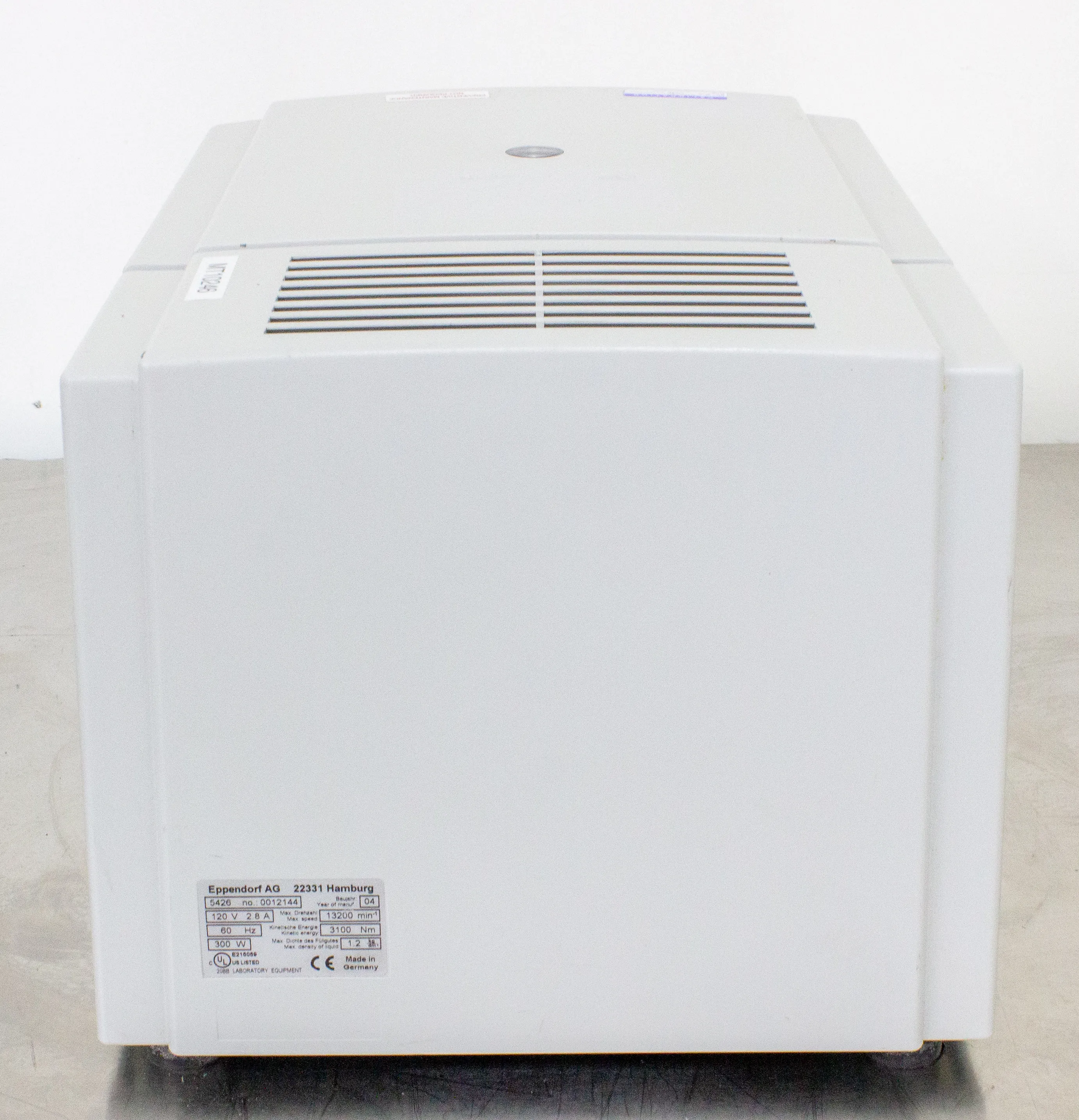 Eppendorf 5415R Refrigerated Micro Centrifuge with FA-45-24-11 Rotor