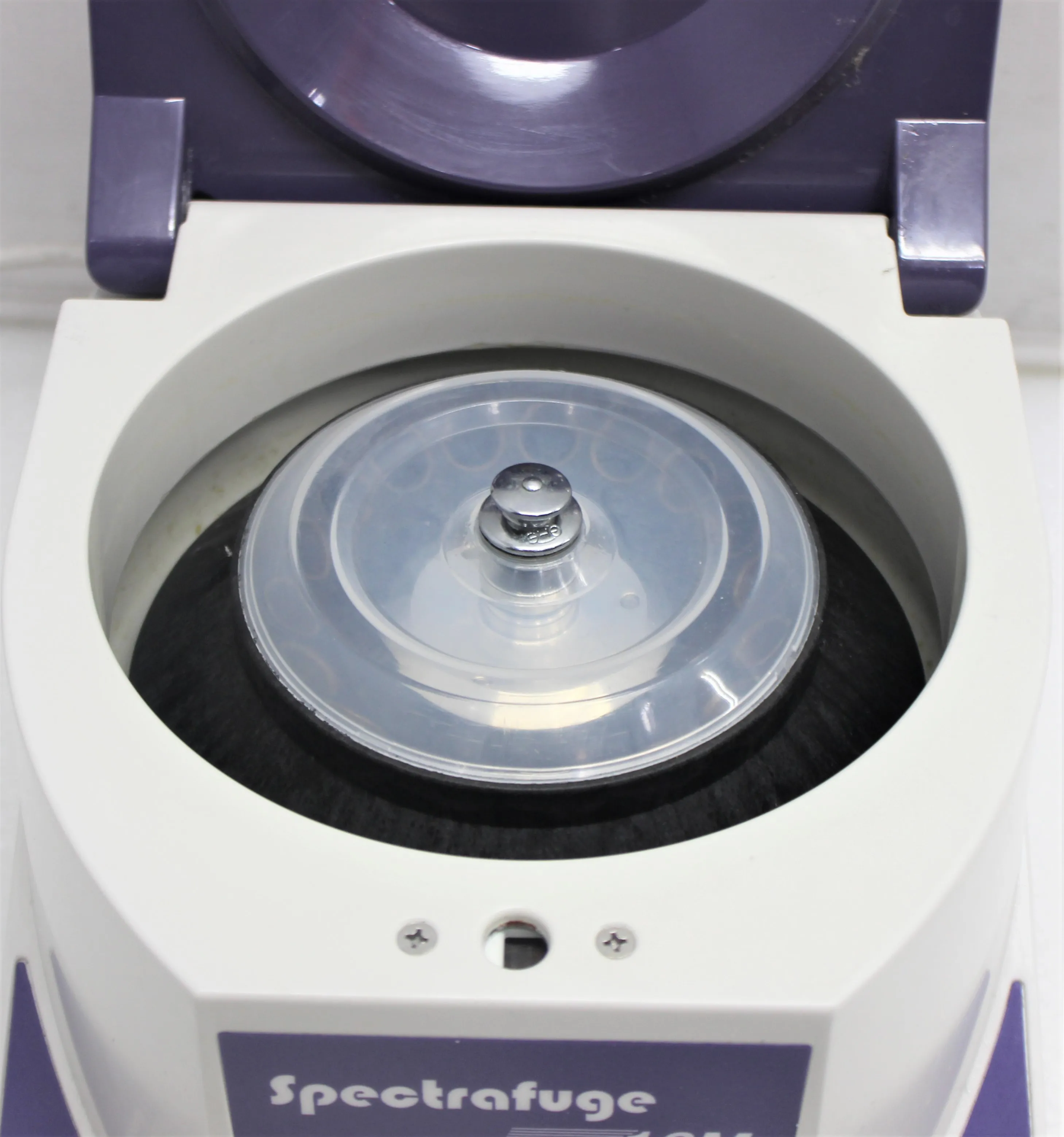 National Labnet CO. C0160-P Benchtop Centrifuge