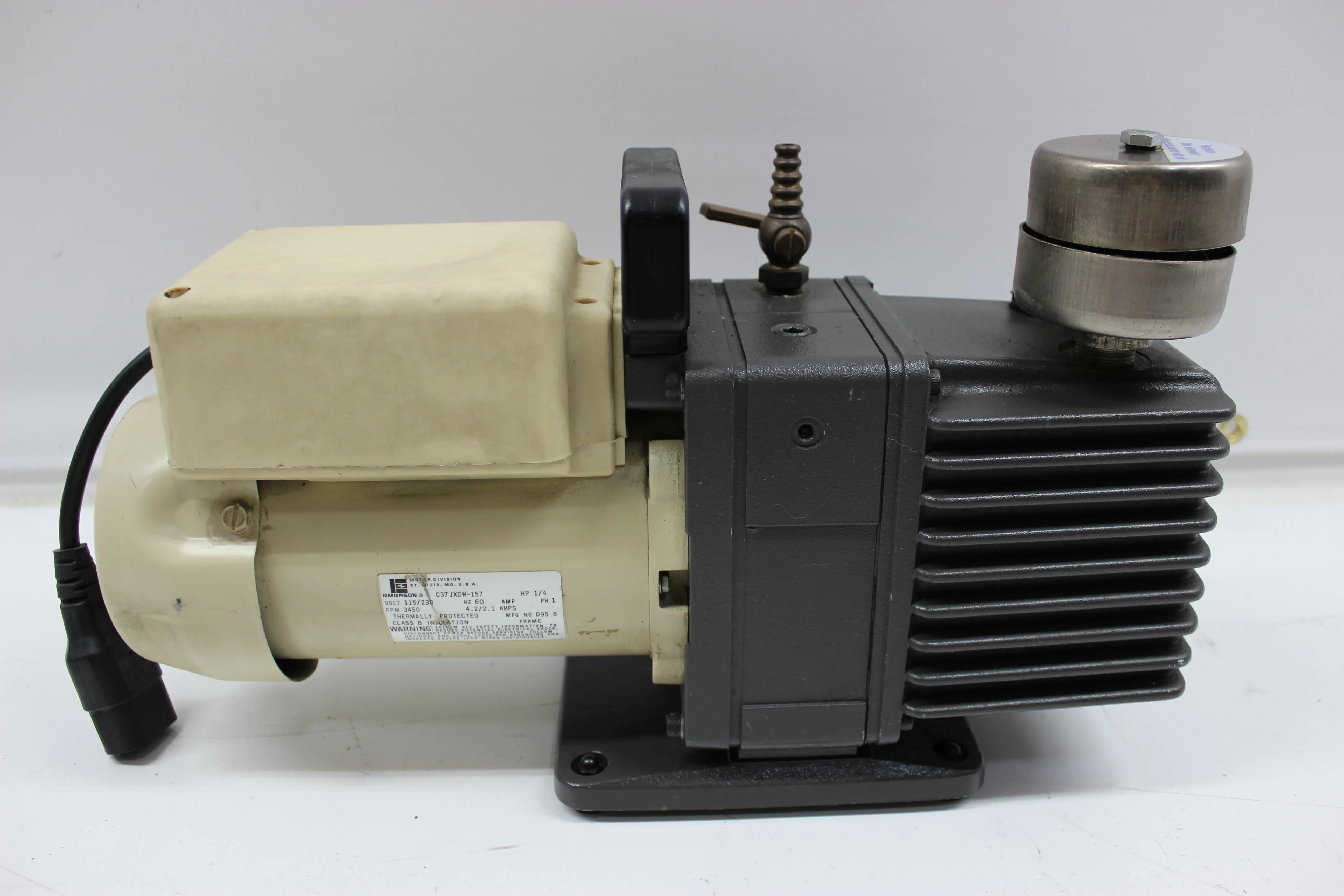 BIO-RAD Vacuum Pump 1651754P Laboratory Vacuum Pump