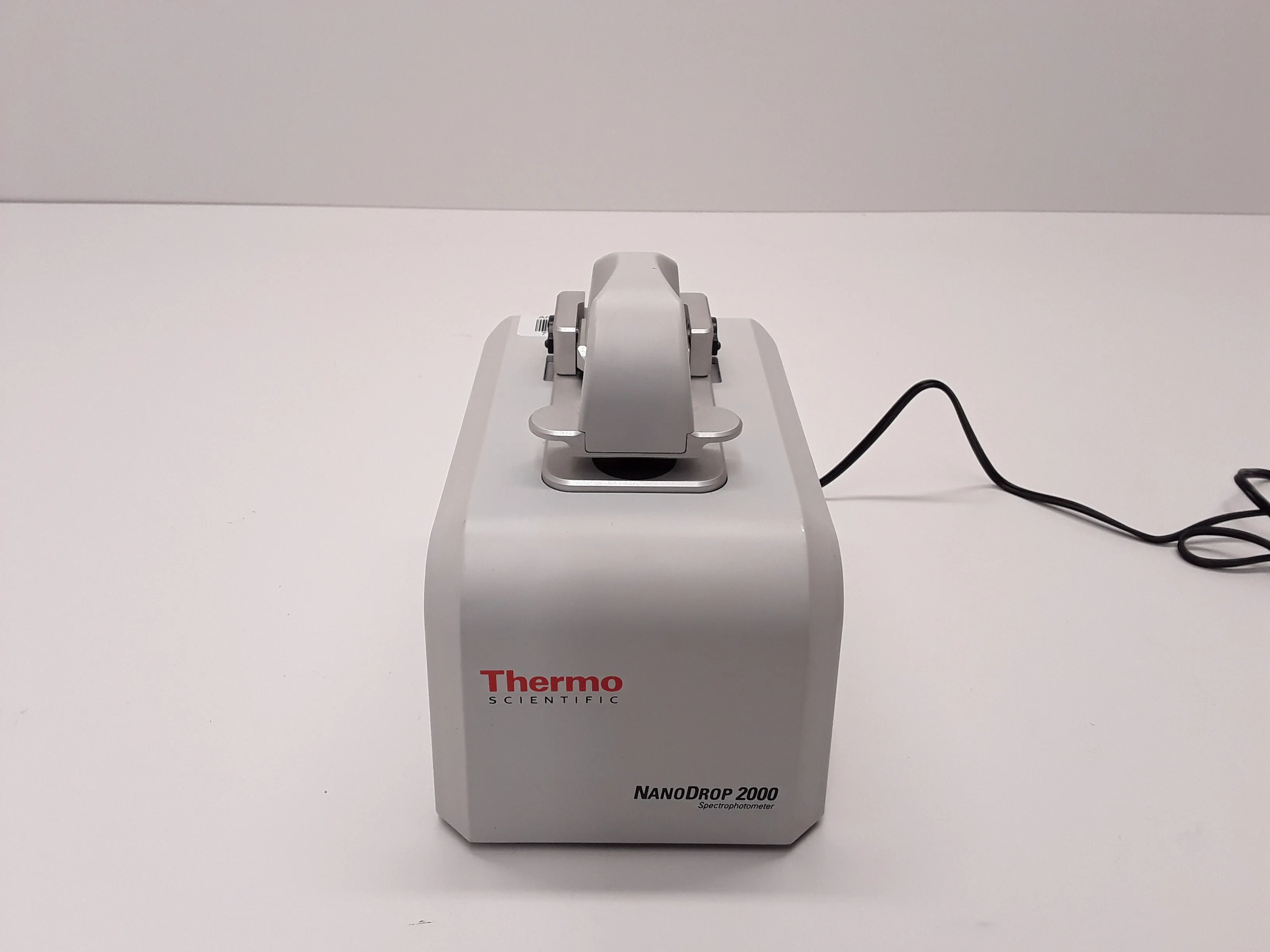 Thermo Scientific NanoDrop 2000 UV-VIS Spectrophotometer, Used, 30-Day Warranty