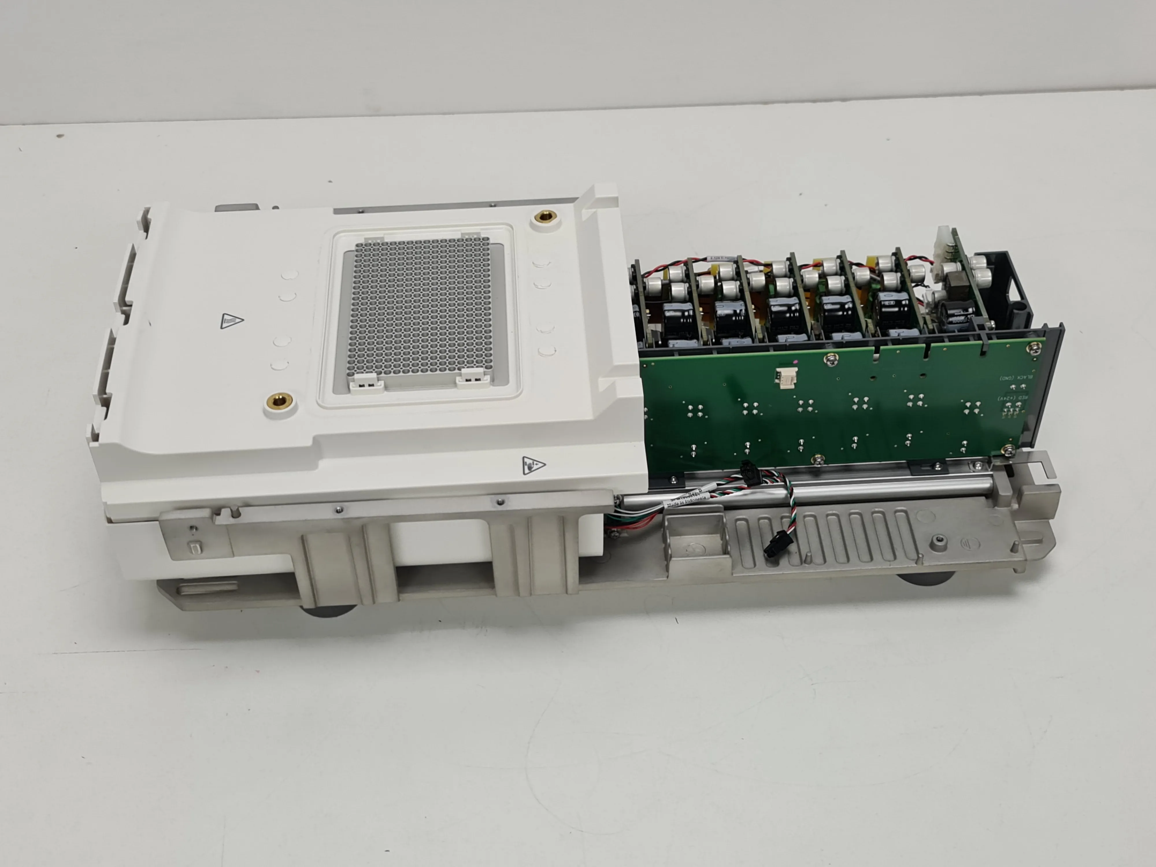 Used Applied Biosystems A29435 Service Assembly Block Slide 96W APTN Molecular Biology