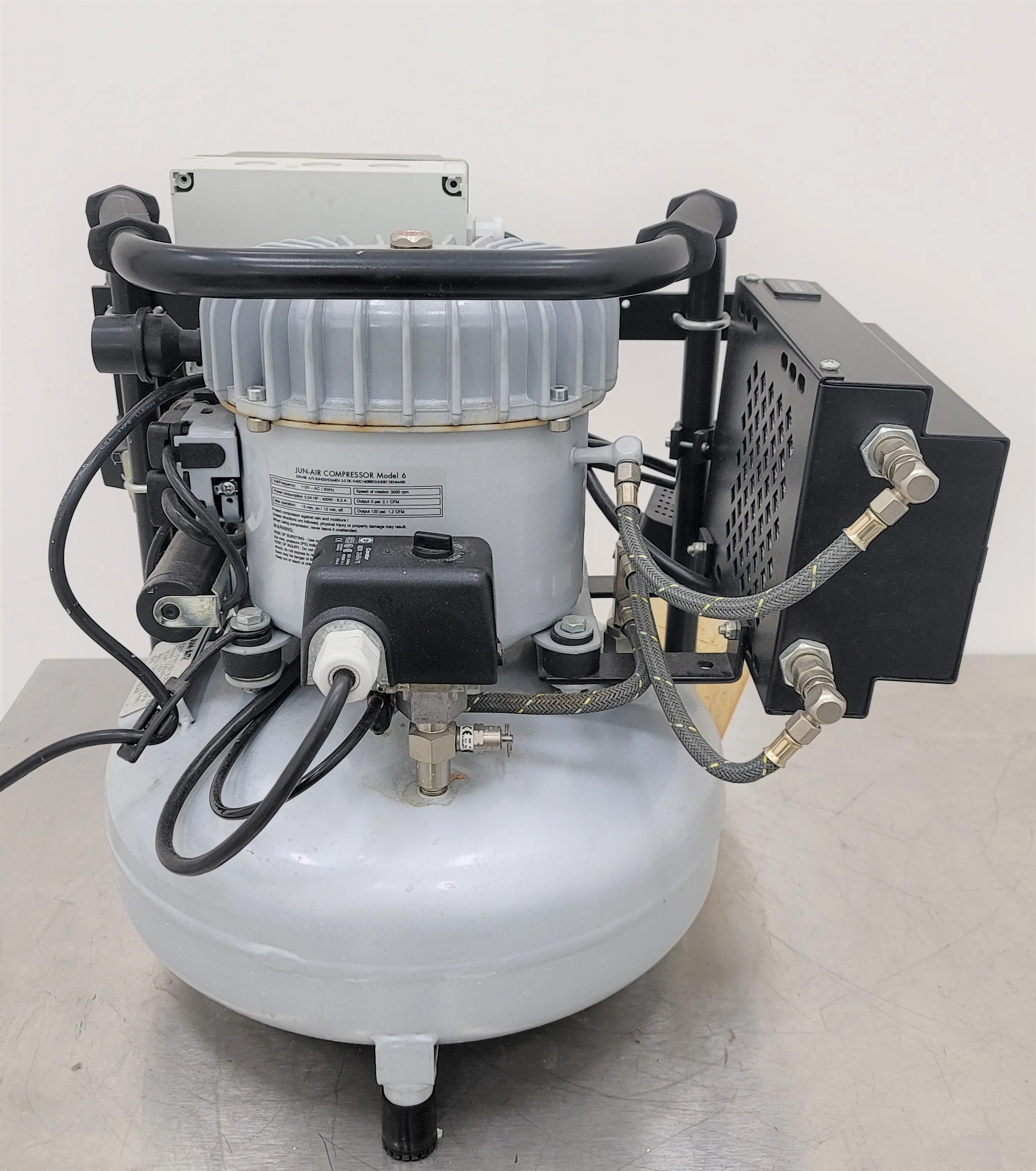 Jun-Air Model 6 Laboratory Air Compressor