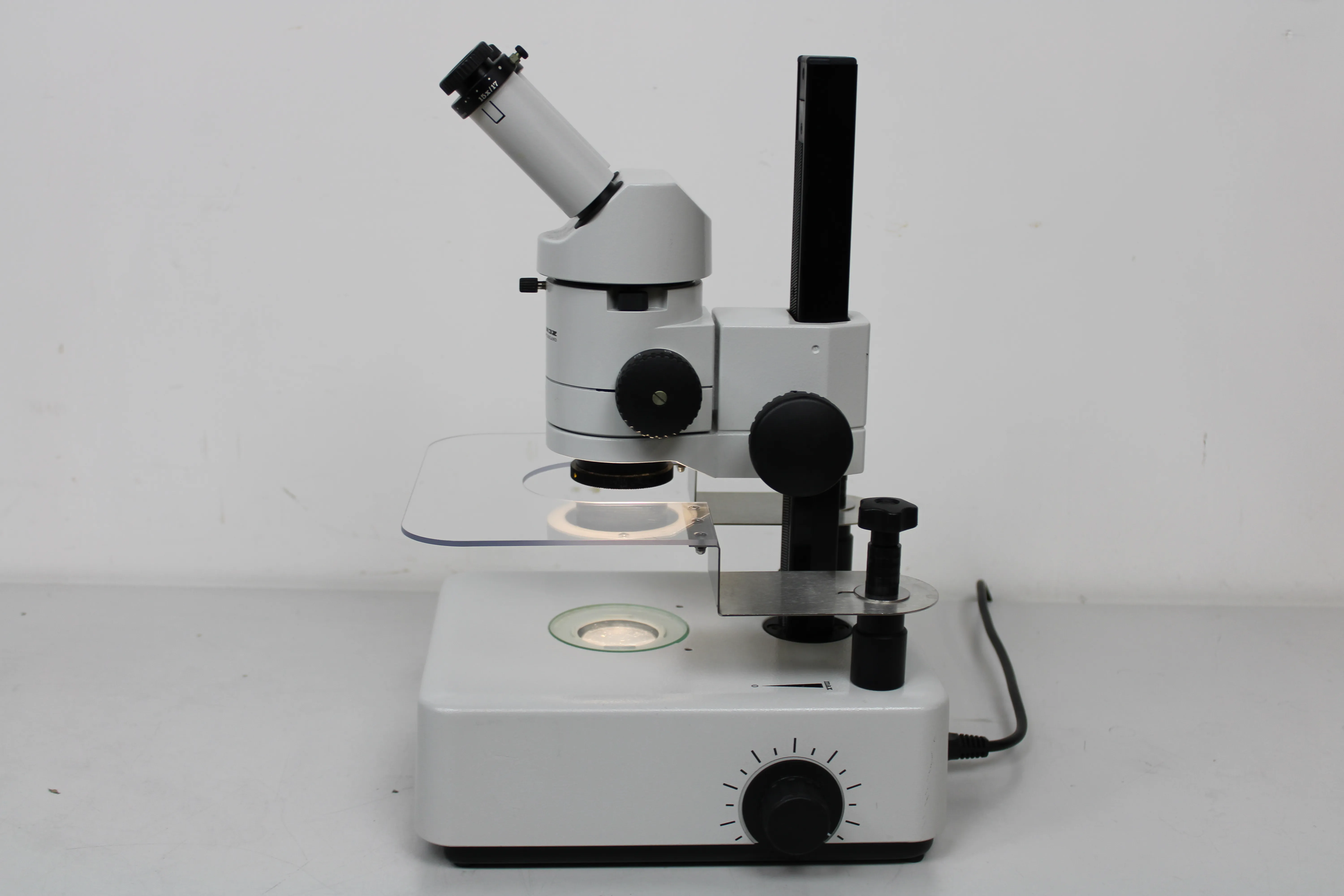 Heerbrugg Switzerland MDG17 Microscope