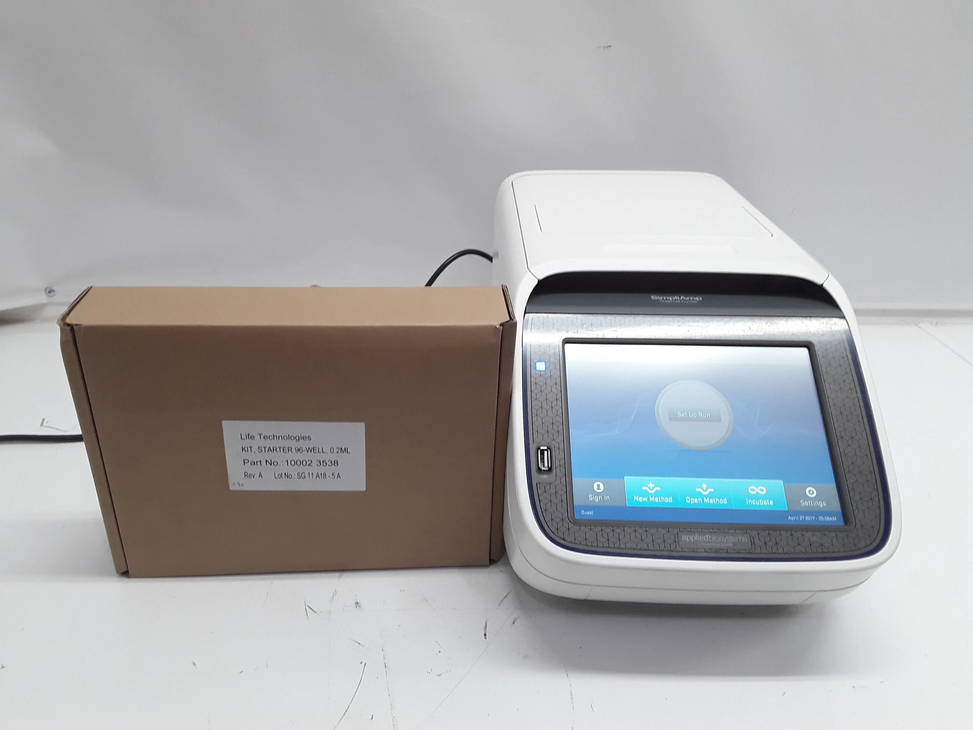 Applied Biosystems A24812 SimpliAmp PCR Thermal Cycler