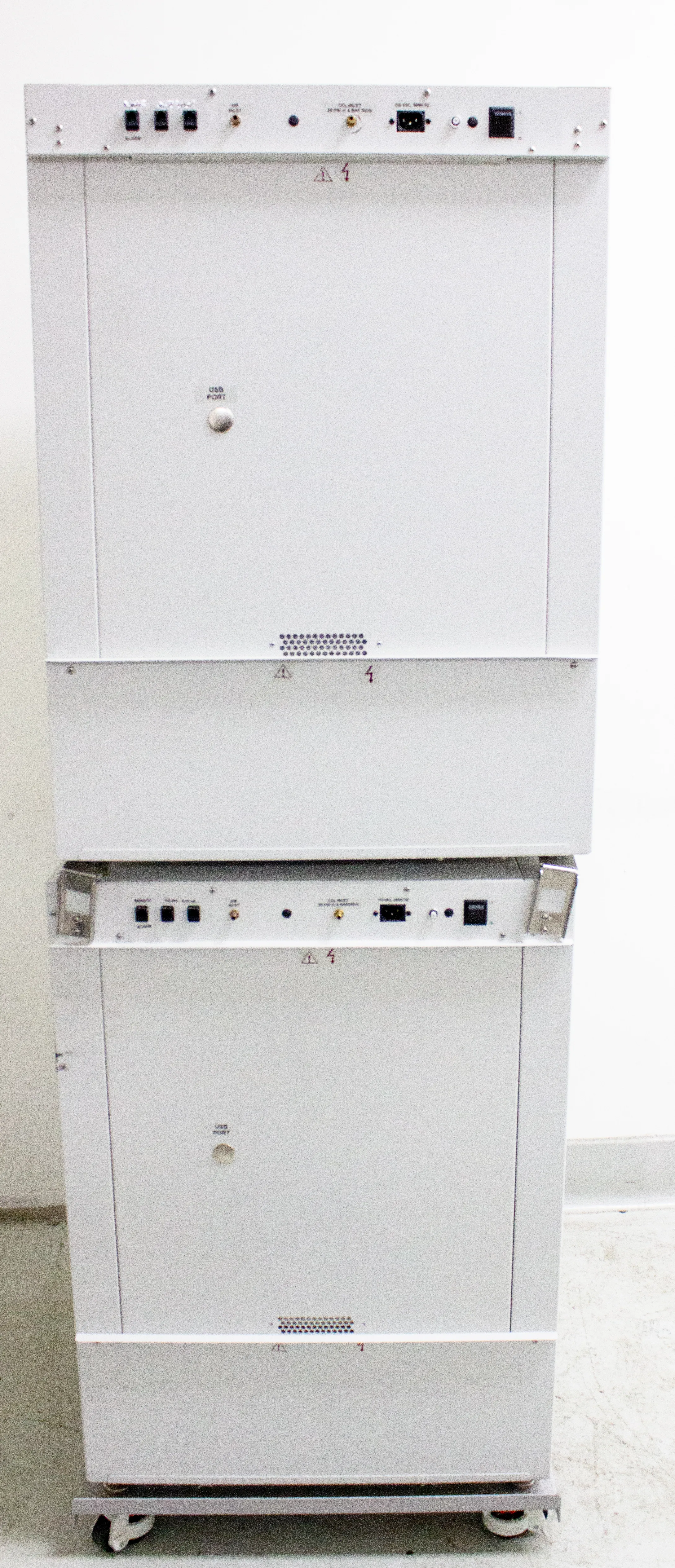 NuAire NU-5720 Dual Chamber CO2 Incubator - Used - 30-Day Warranty