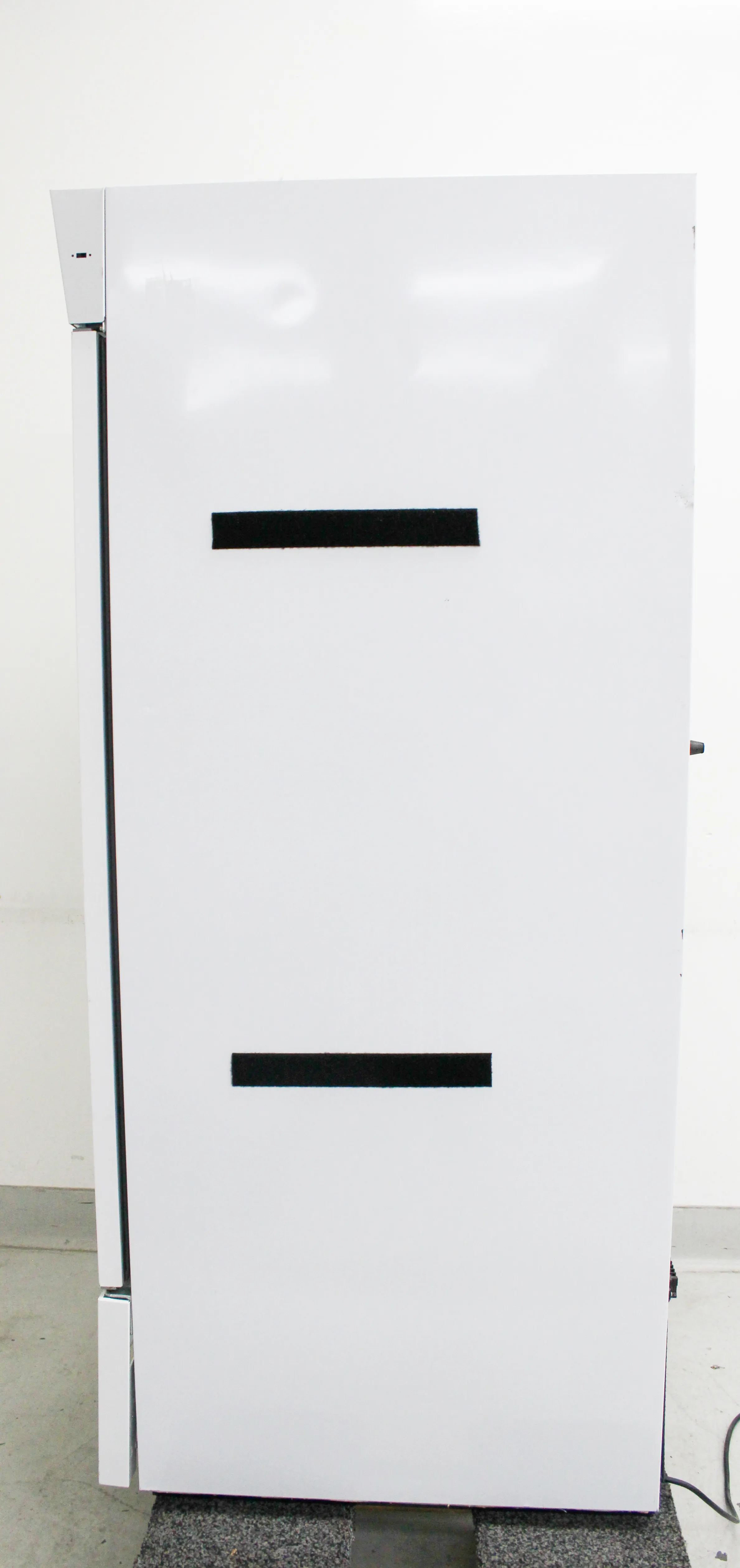 VWR Standard Solid Door Laboratory Refrigerator SLV-26