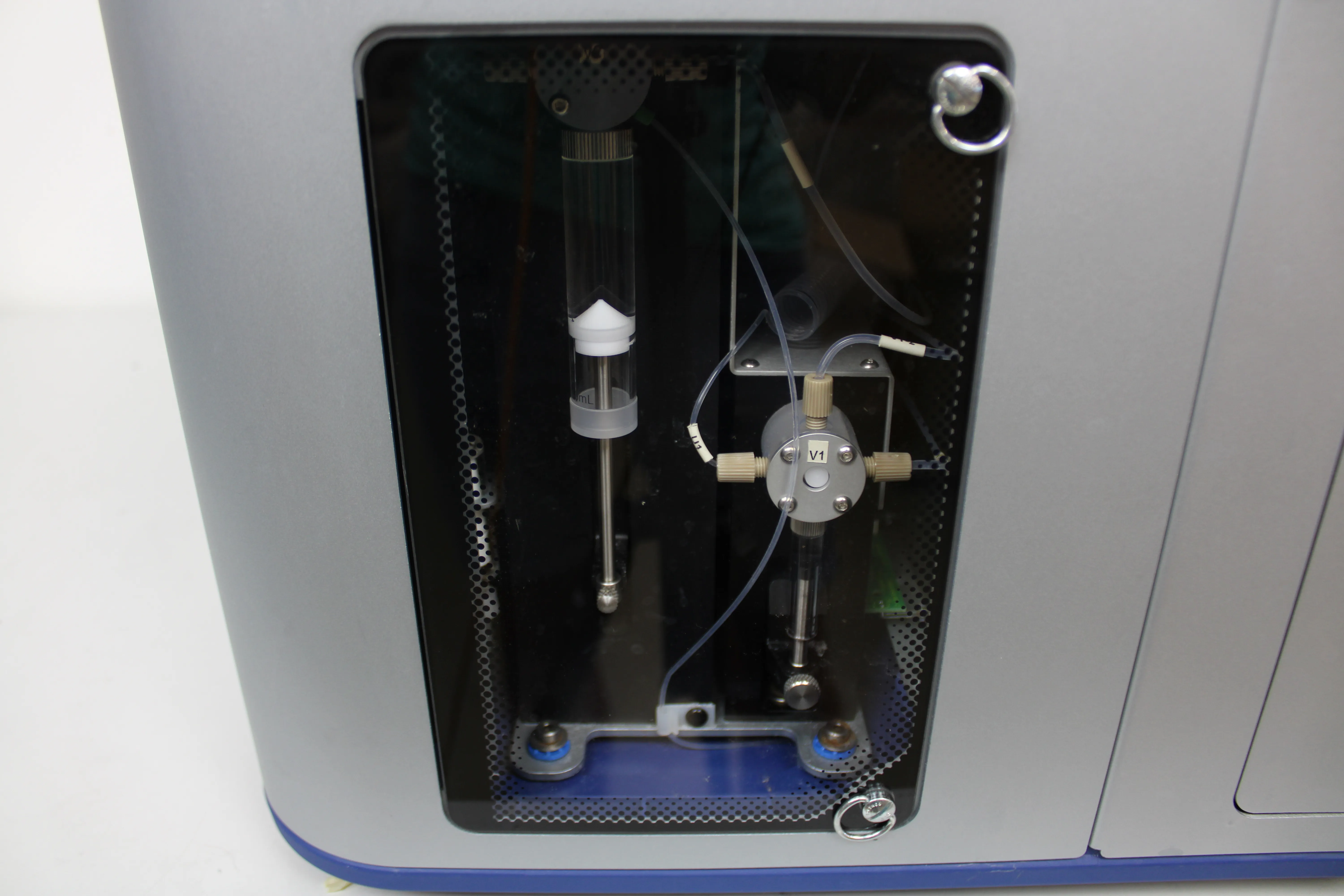 Applied Biosystems Attune Acoustic Focusing Cytometer