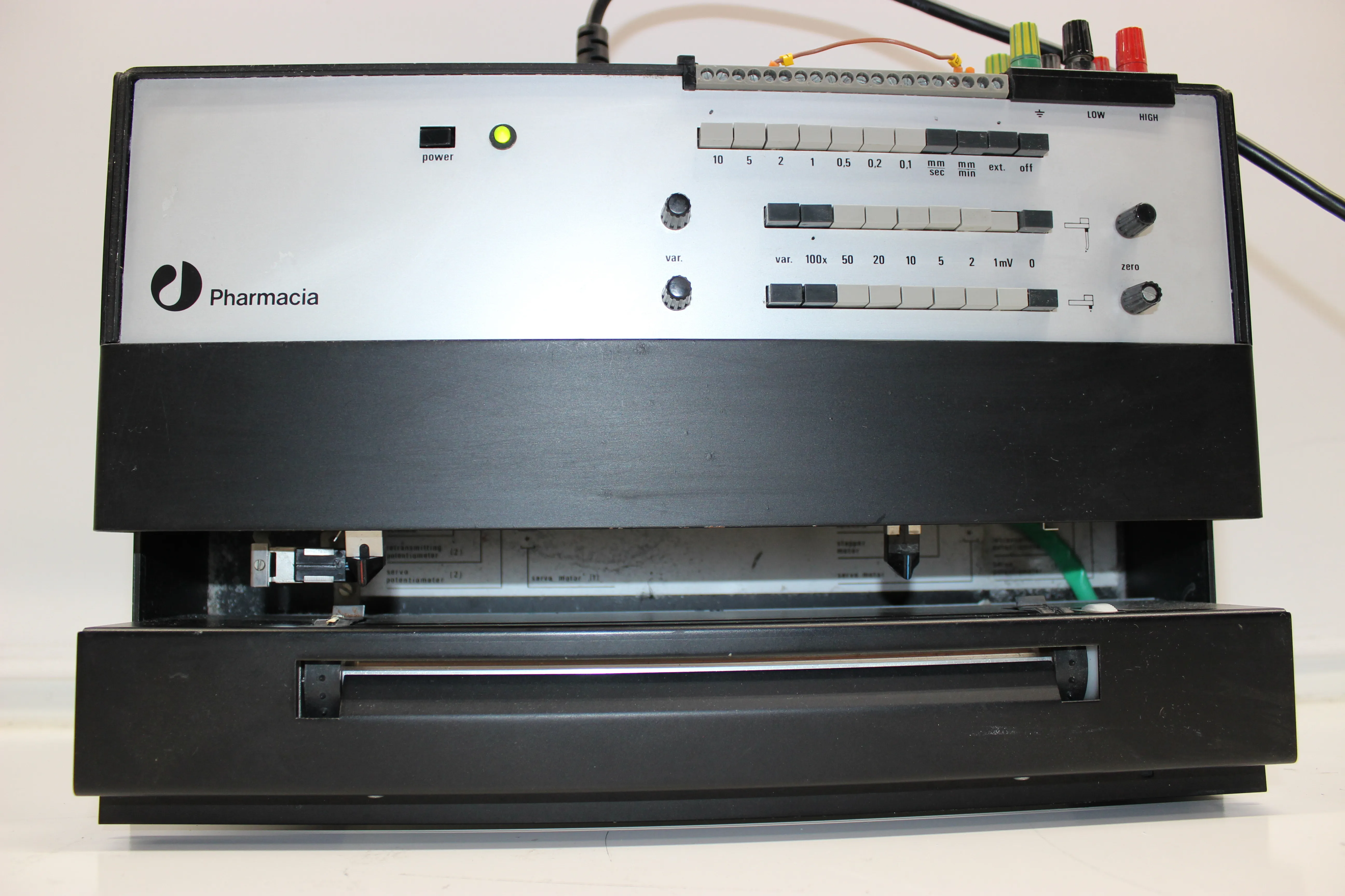 Pharmacia Fine Chemical 19-8003-01 Chart Recorder