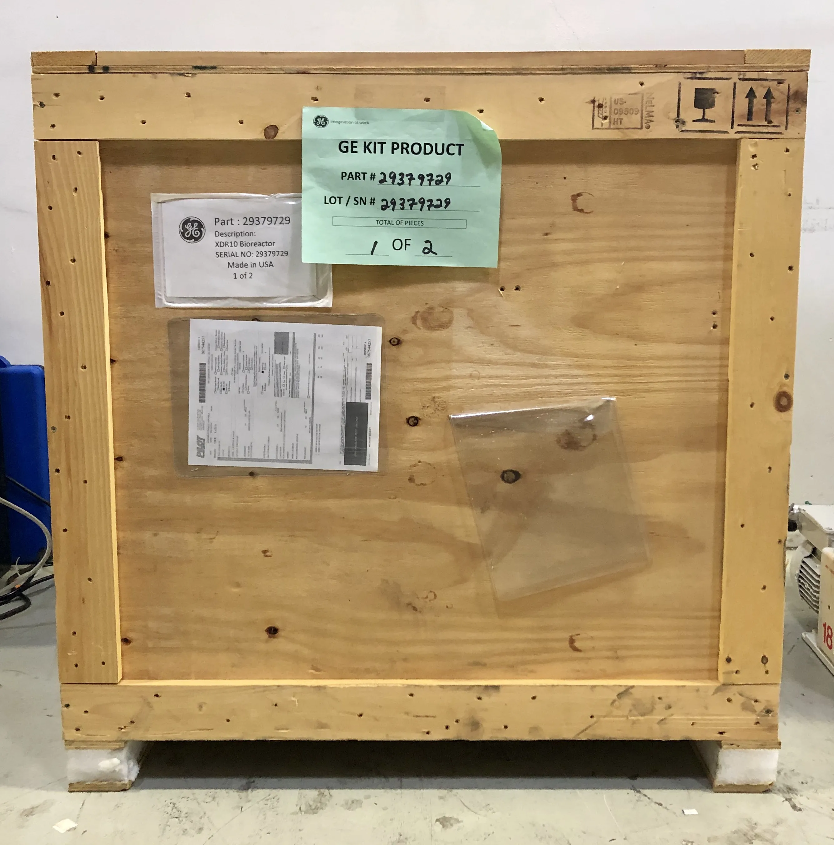 Empty Crate for XDR10 Bioreactor