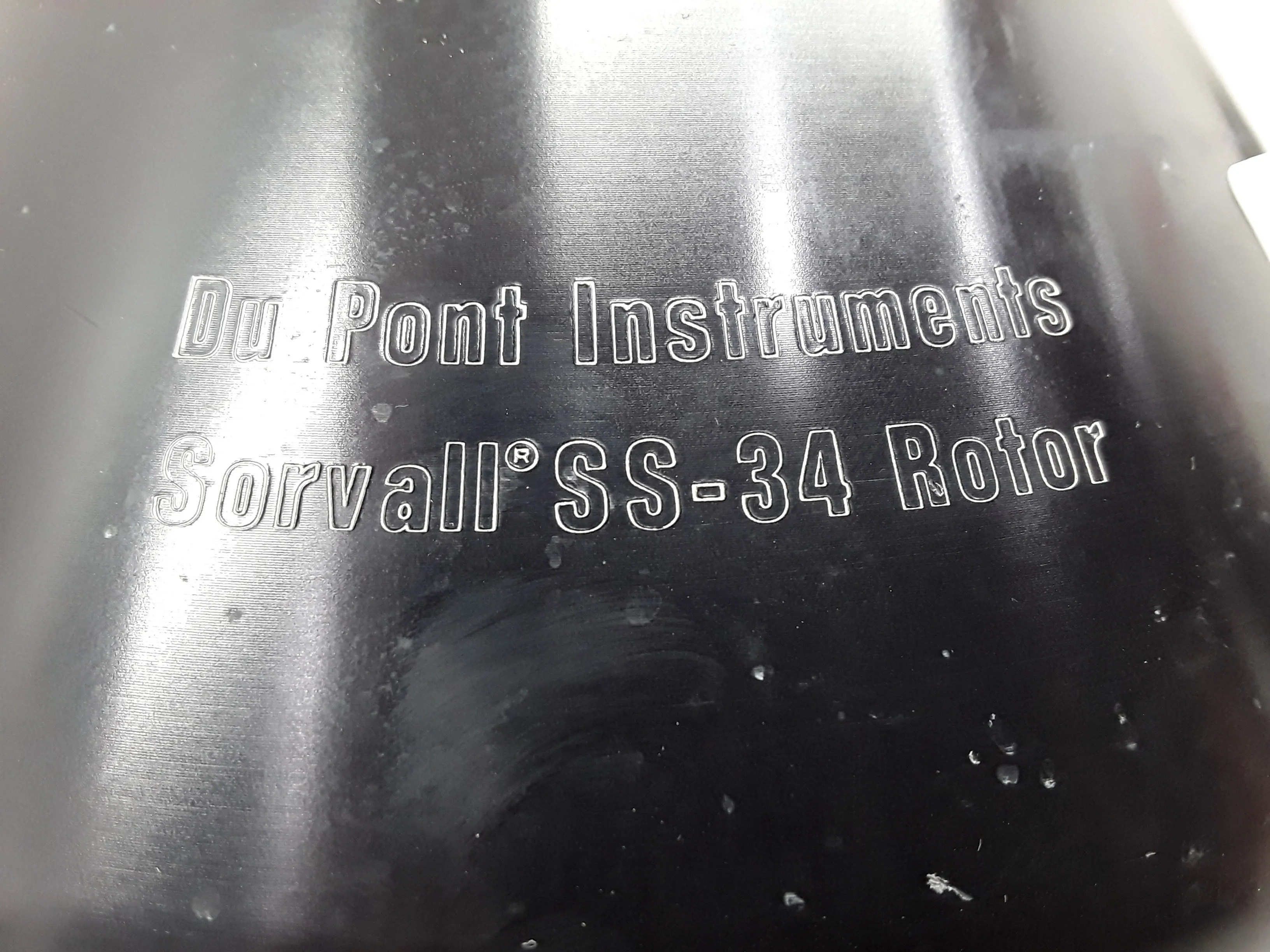 Du Pont Instruments Sorvall SS-34 Fixed Angle Rotor 8-Place Centrifuge Rotor