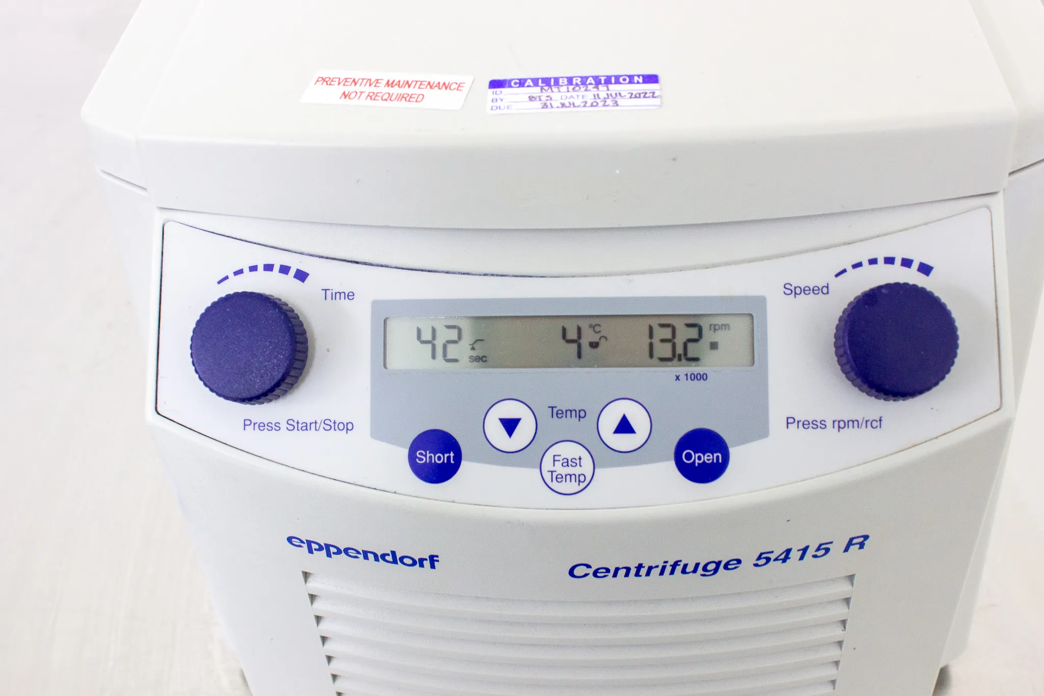 Eppendorf 5415R Refrigerated Micro Centrifuge