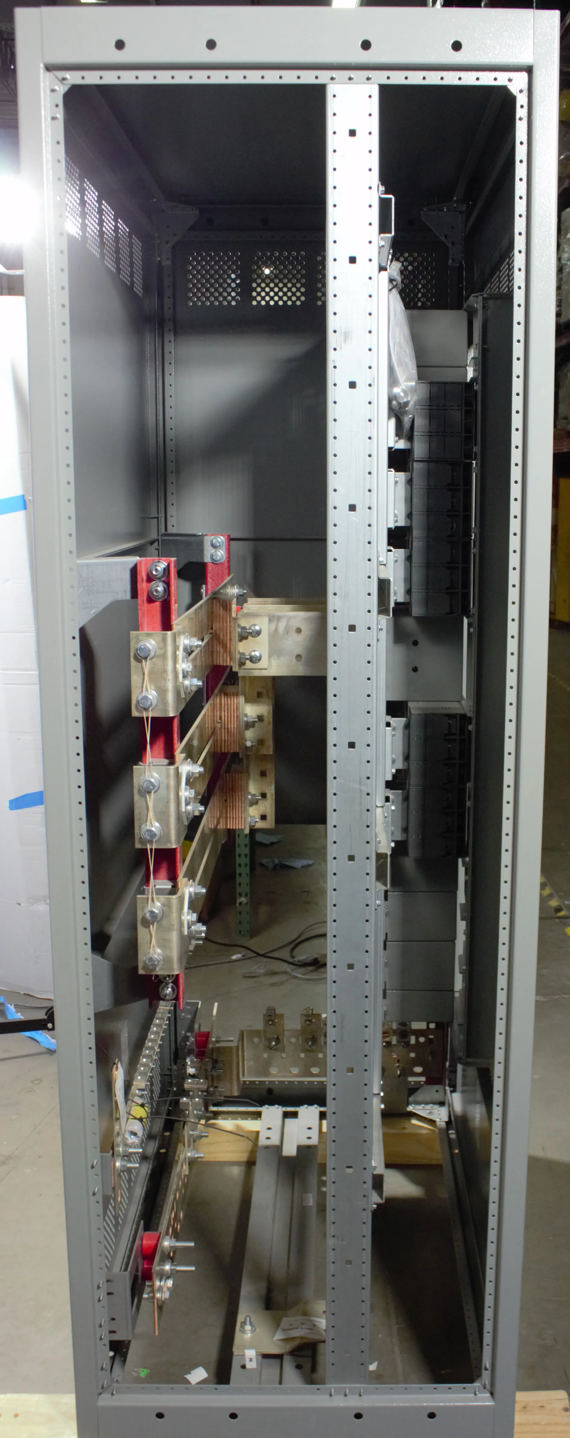 ABB ReliaGear neXT 600V Power Panel with TMAX XT Circuit Breakers - Class 4 - As-Is Used