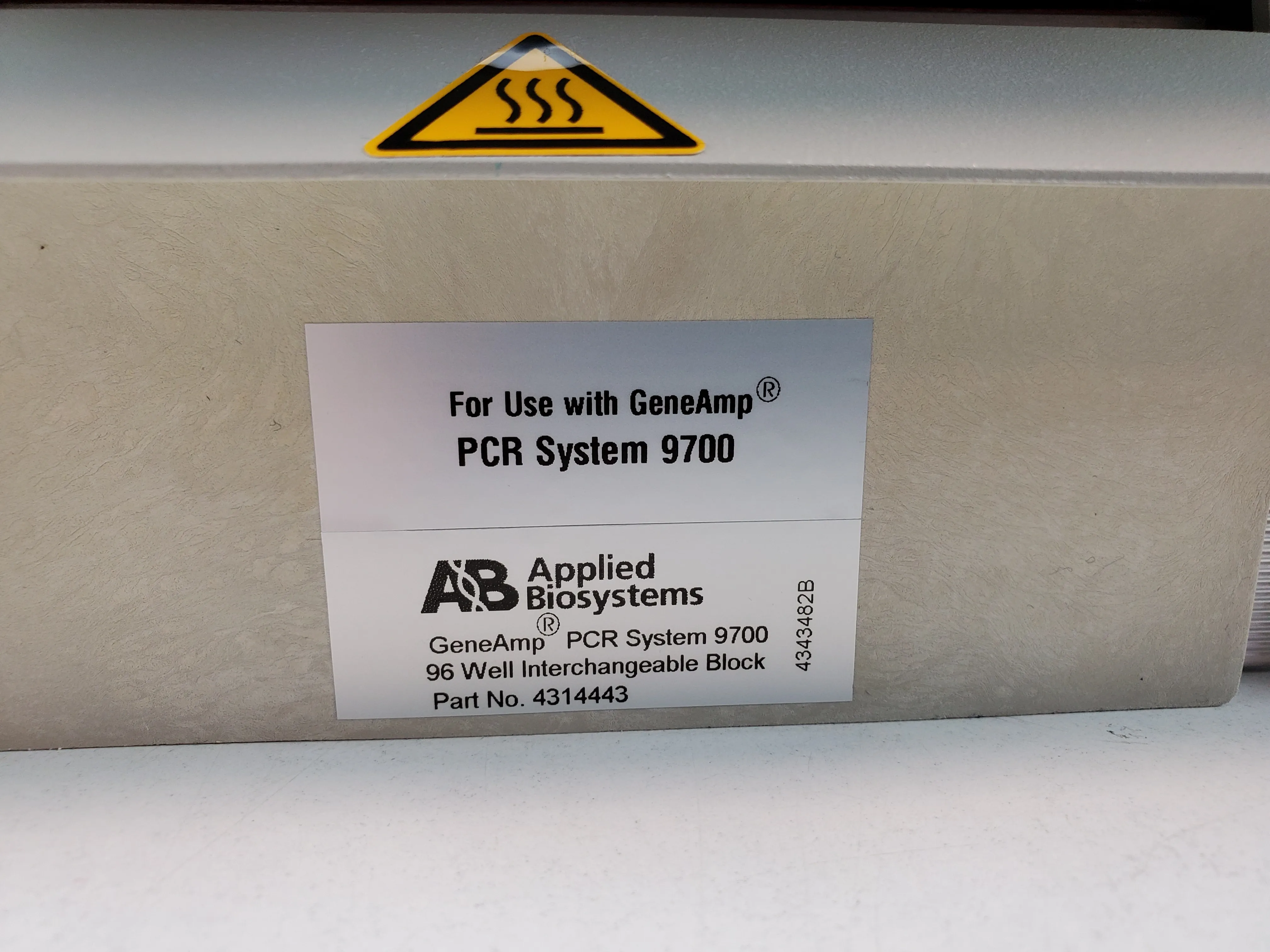 Applied Biosystems GeneAmp PCR System 9700 96-Well Block Assembly