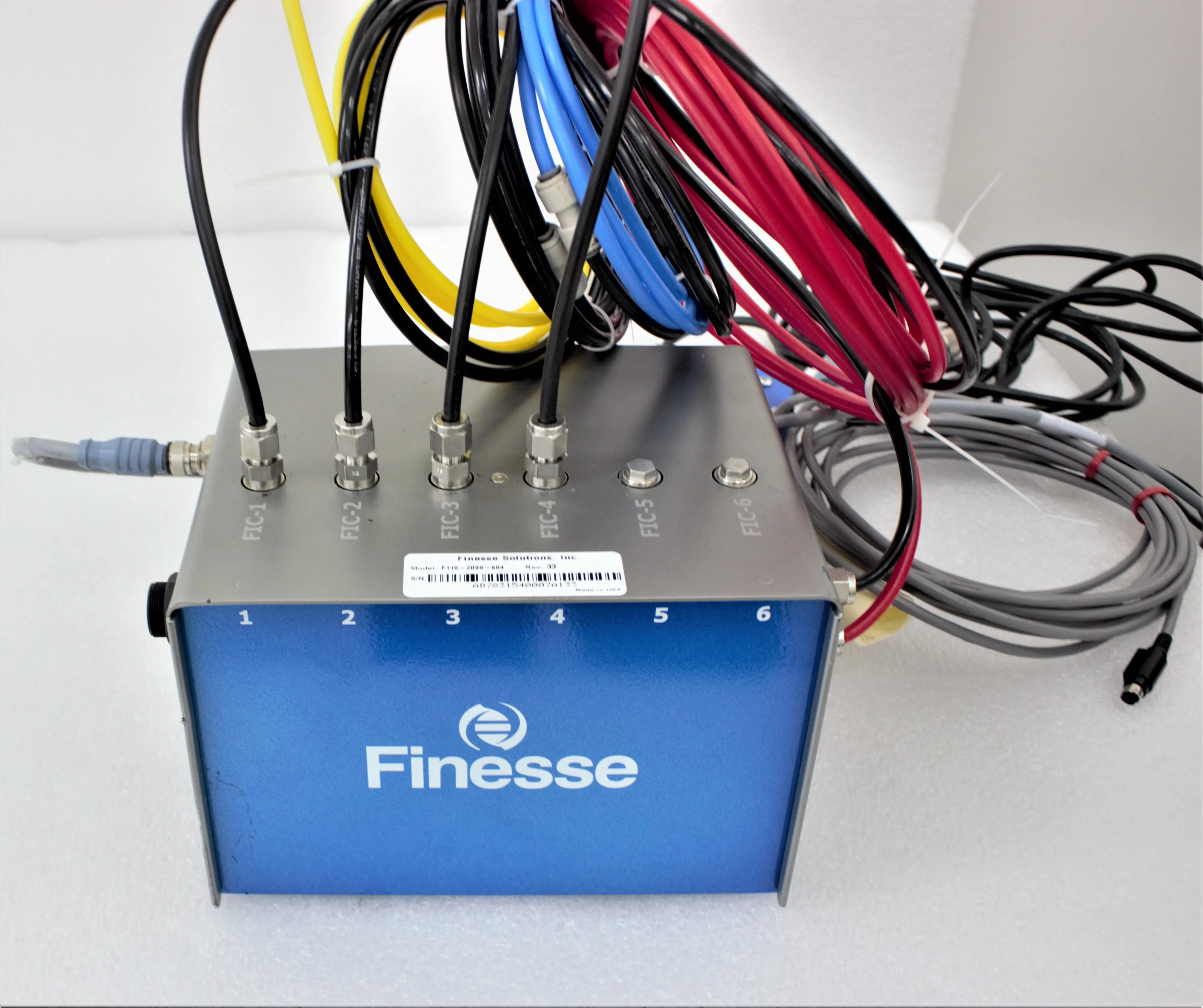 Thermo Scientific FINESSE Bioreactor Controller - Used G (Good) Condition - 120V/220V, 50Hz/60Hz, Missing Computer