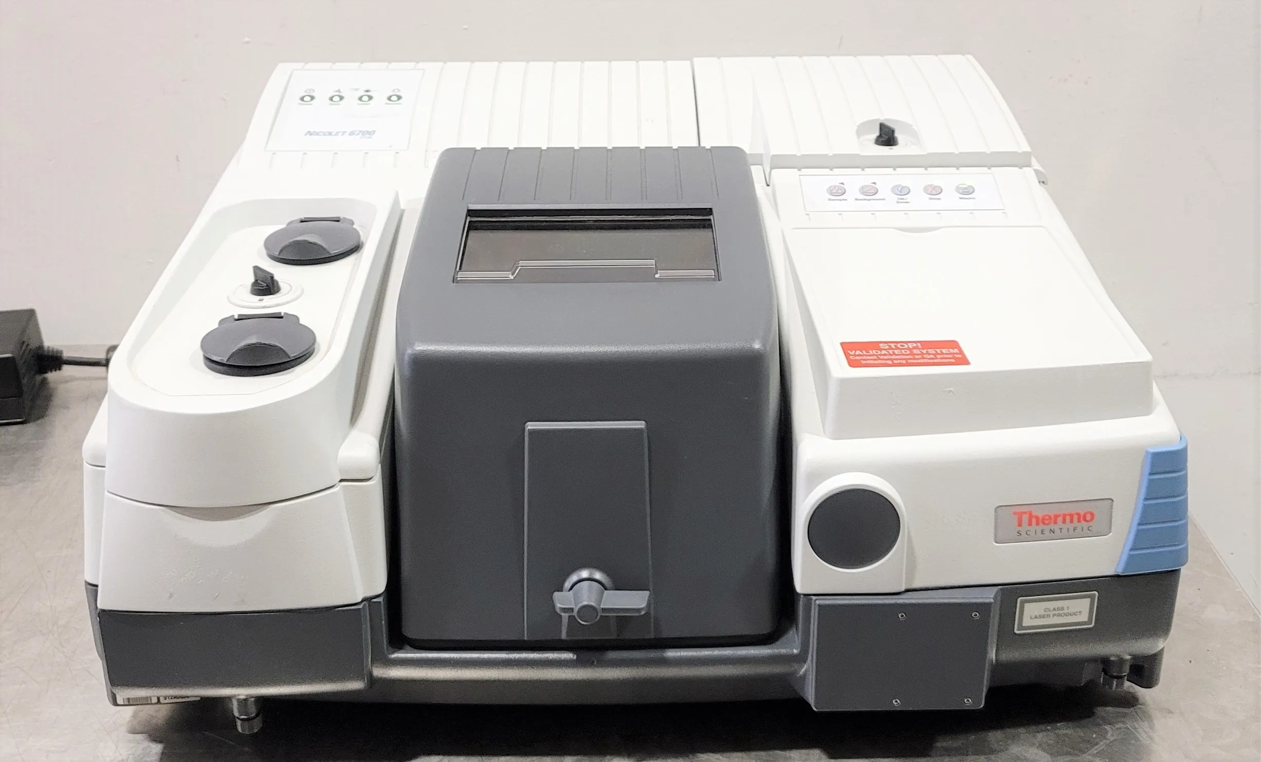 Thermo Scientific Nicolet 6700 FT-IR Spectrometer - Class 2 Used Lab Equipment