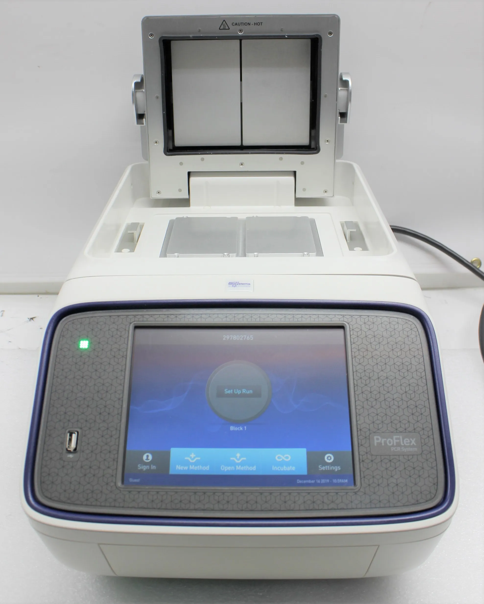 Applied Biosystems 4483636 ProFlex 2xFlat PCR System