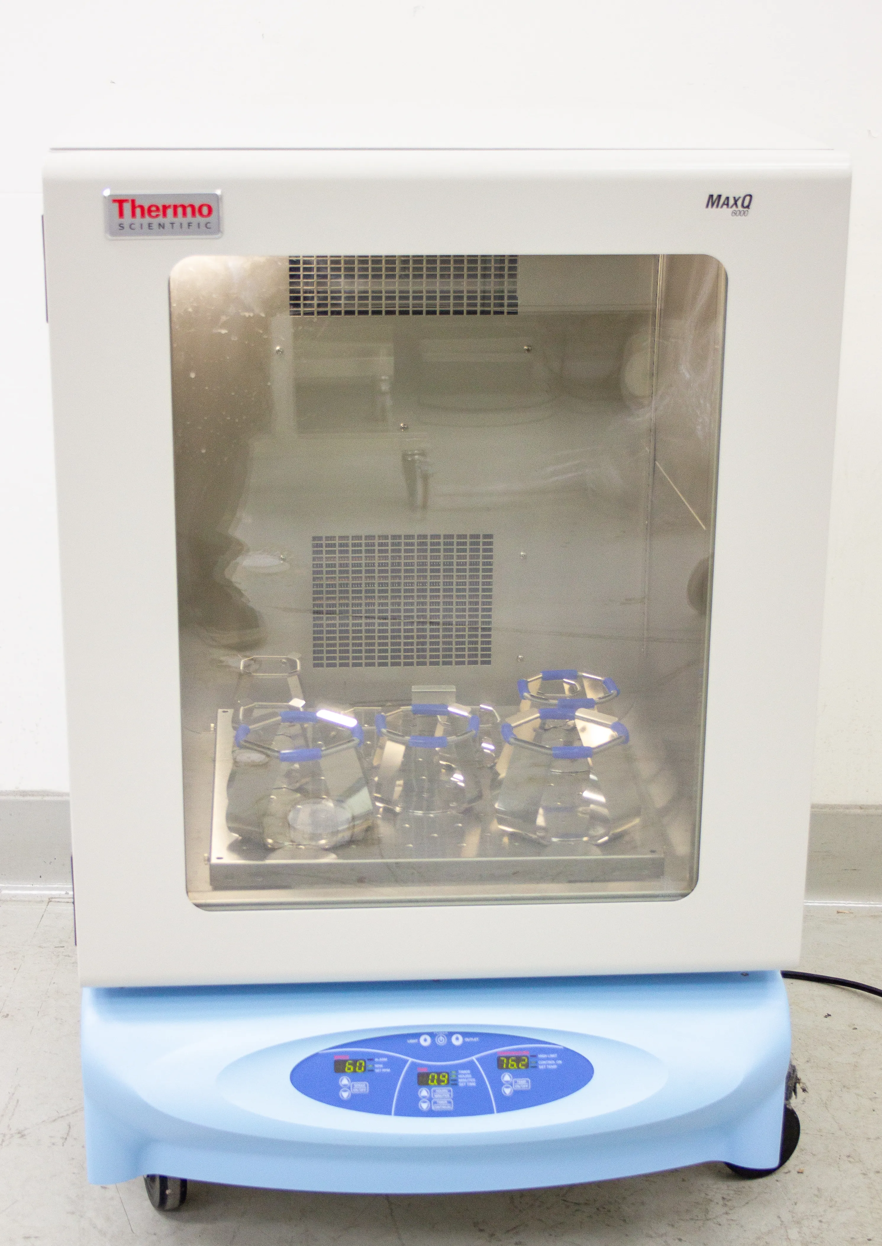 Thermo Scientific MaxQ 6000 Incubated Refrigerated Orbital Shaker SHKE6000-7