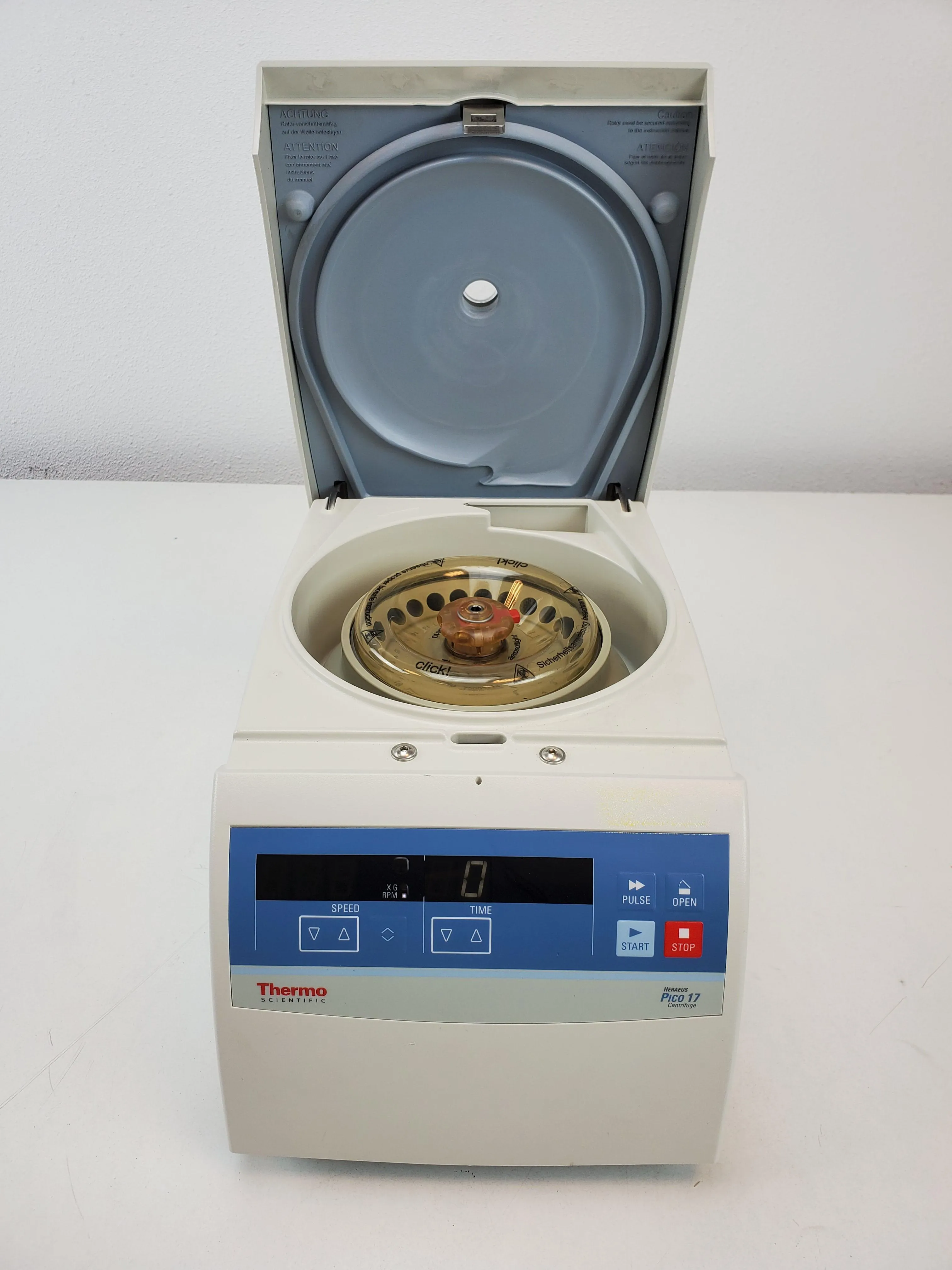 Thermo Scientific Heraeus Pico 17 Microcentrifuge