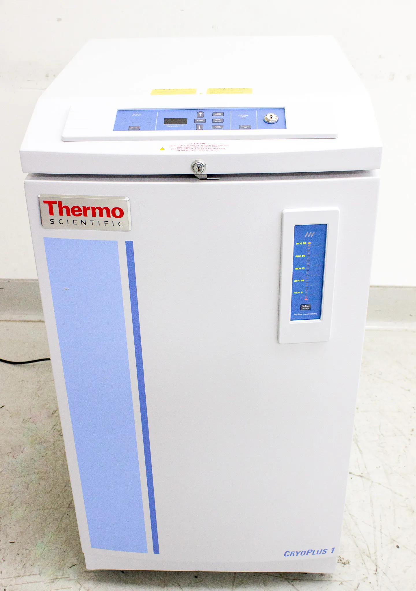 Thermo Scientific CryoPlus1 Liquid Nitrogen Storage System Model 7400 - Used