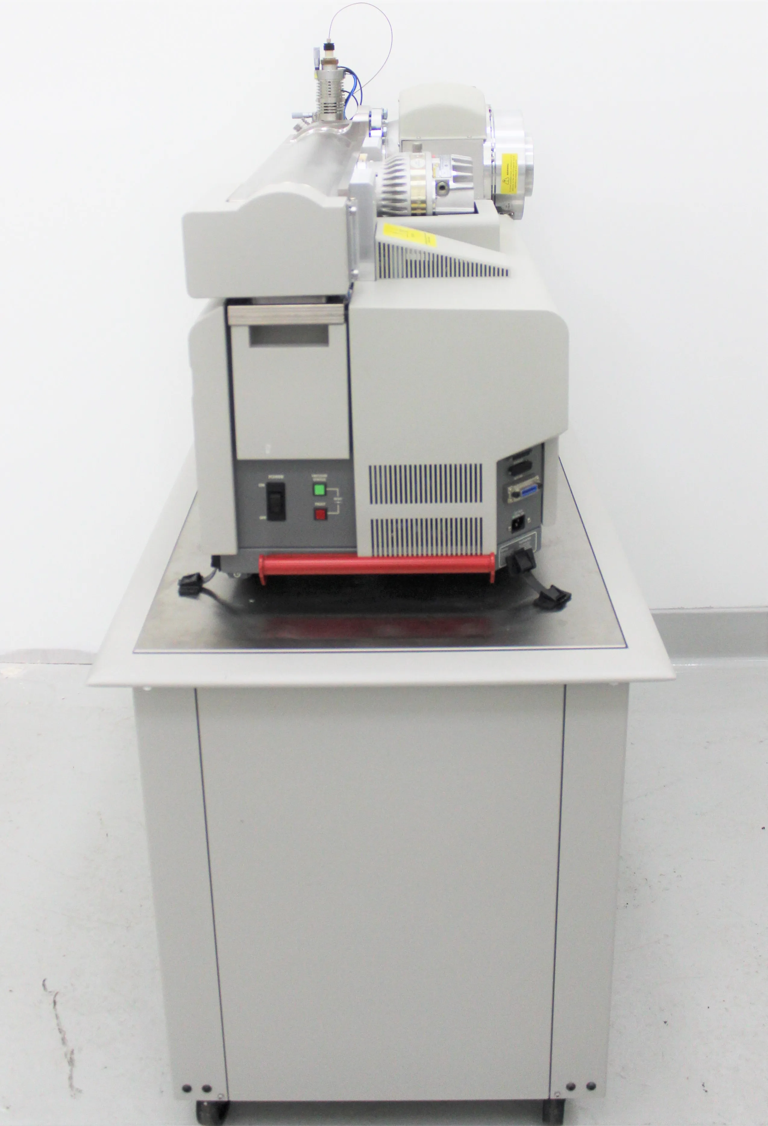 Applied Biosystems 4000 Q Trap LC/MS/MS System Mass Spectrometer