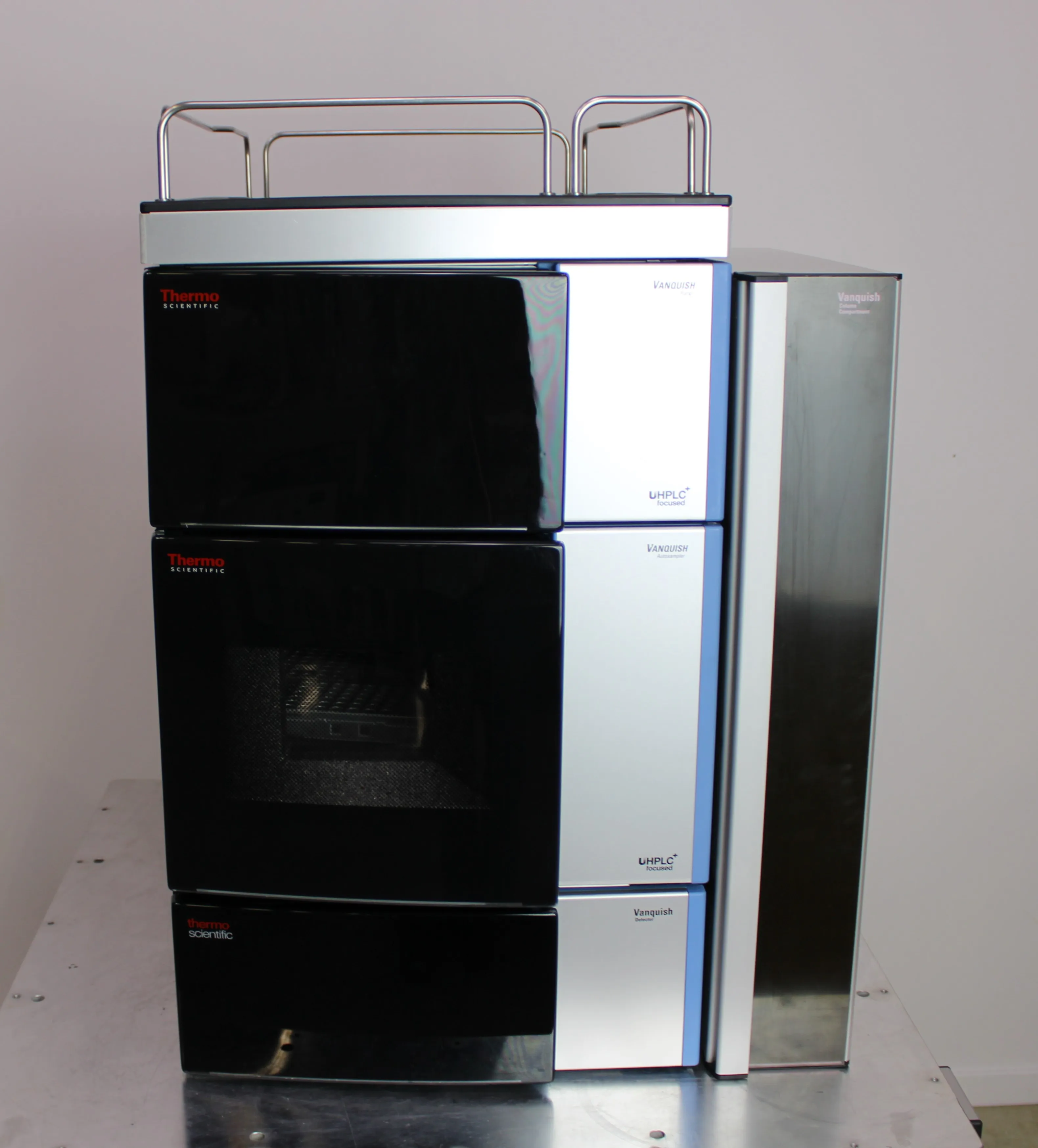 Thermo Scientific Complete Vanquish HLPC System