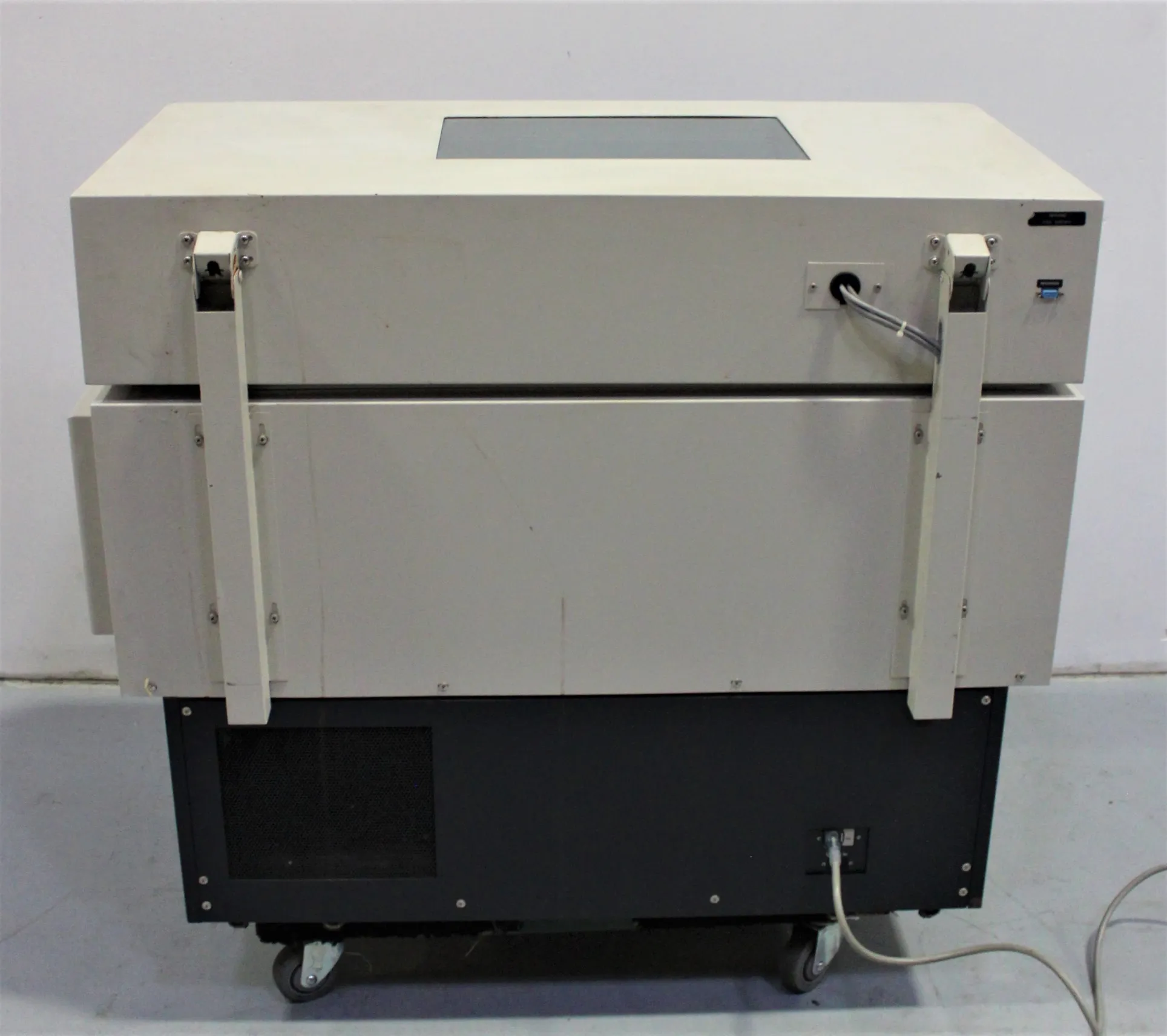 Used New Brunswick Innova 4330 Incubator Shaker, Class 2, 120V, 60Hz US, 790453768, 30-Day Warranty