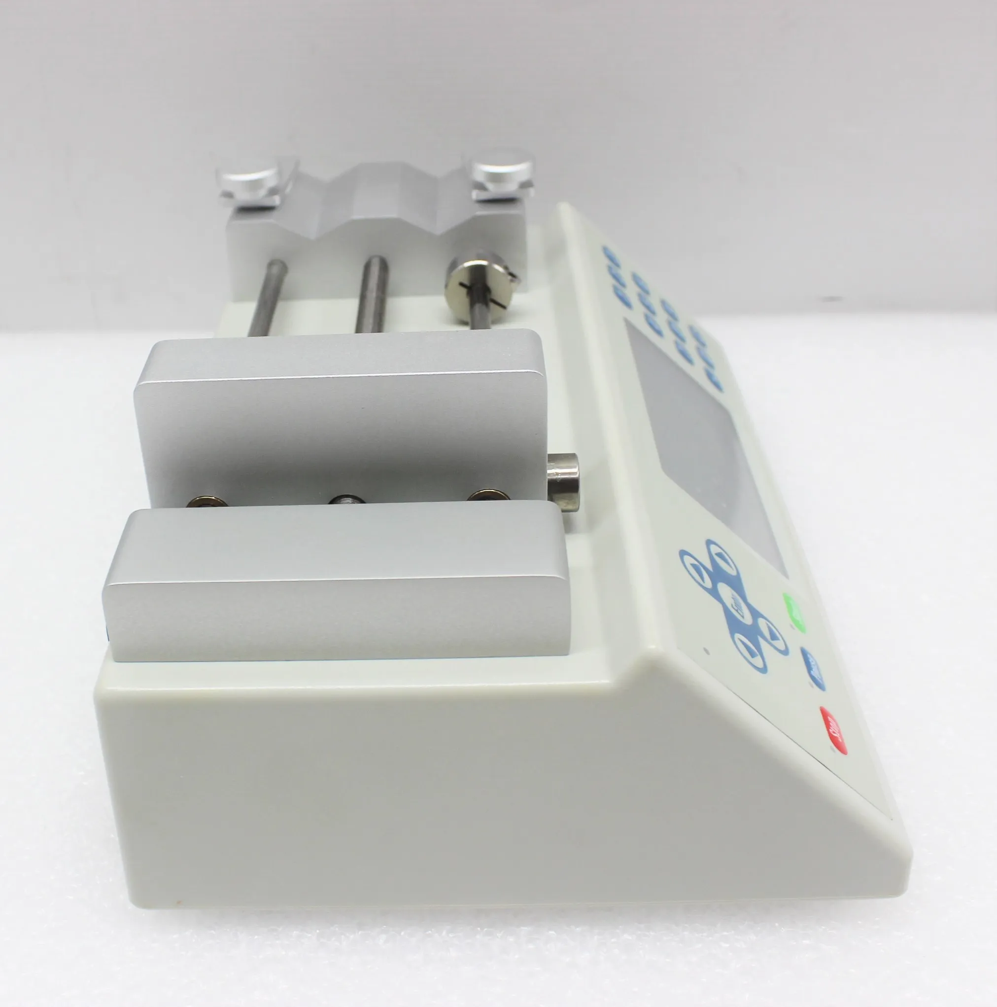 Chemyx Fusion 100T Syringe Pump by Thermo Scientific, Model: Fusion 100T, 93544 Serial Number