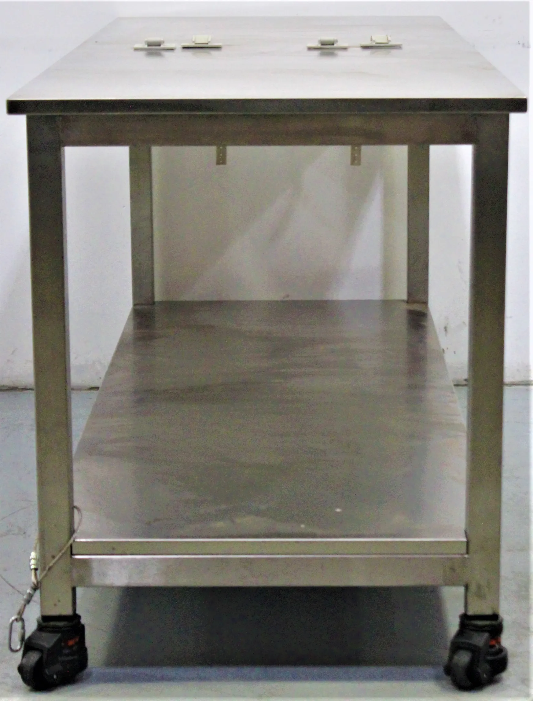 Stainless Steel Clean Room Table with Foot Master Wheels