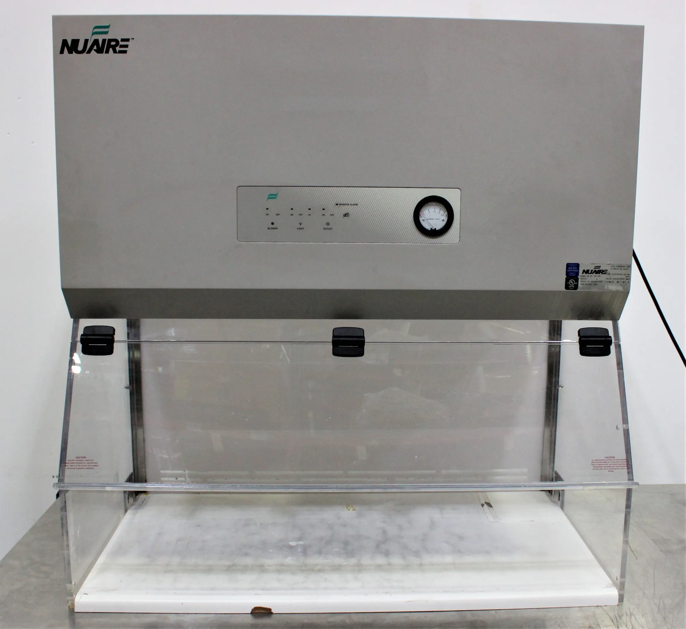 NuAire NU-126 Fume Hood