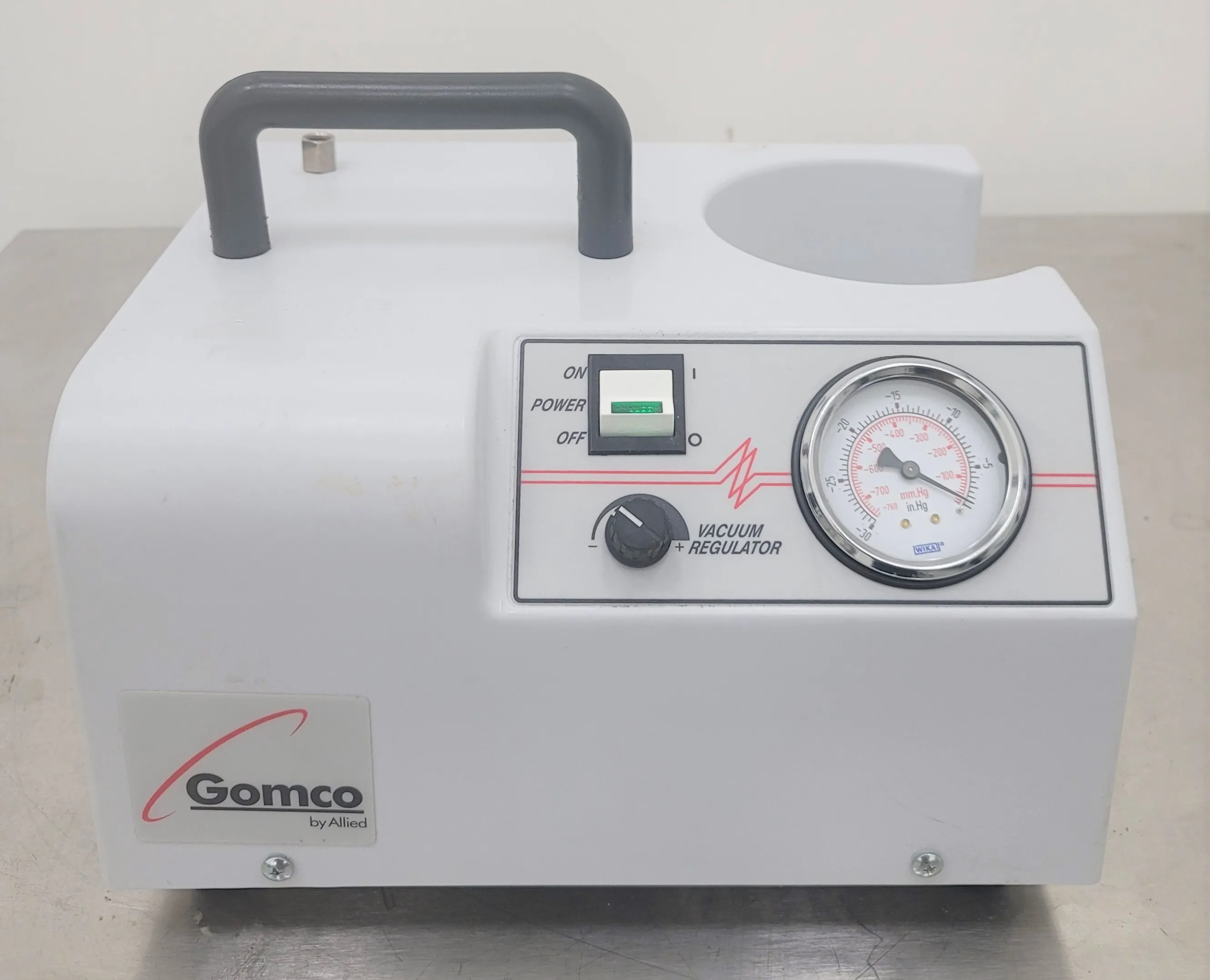 Used Gomco 405 Aspirator Tabletop Pump Medical Equipment 220V 50Hz/60Hz