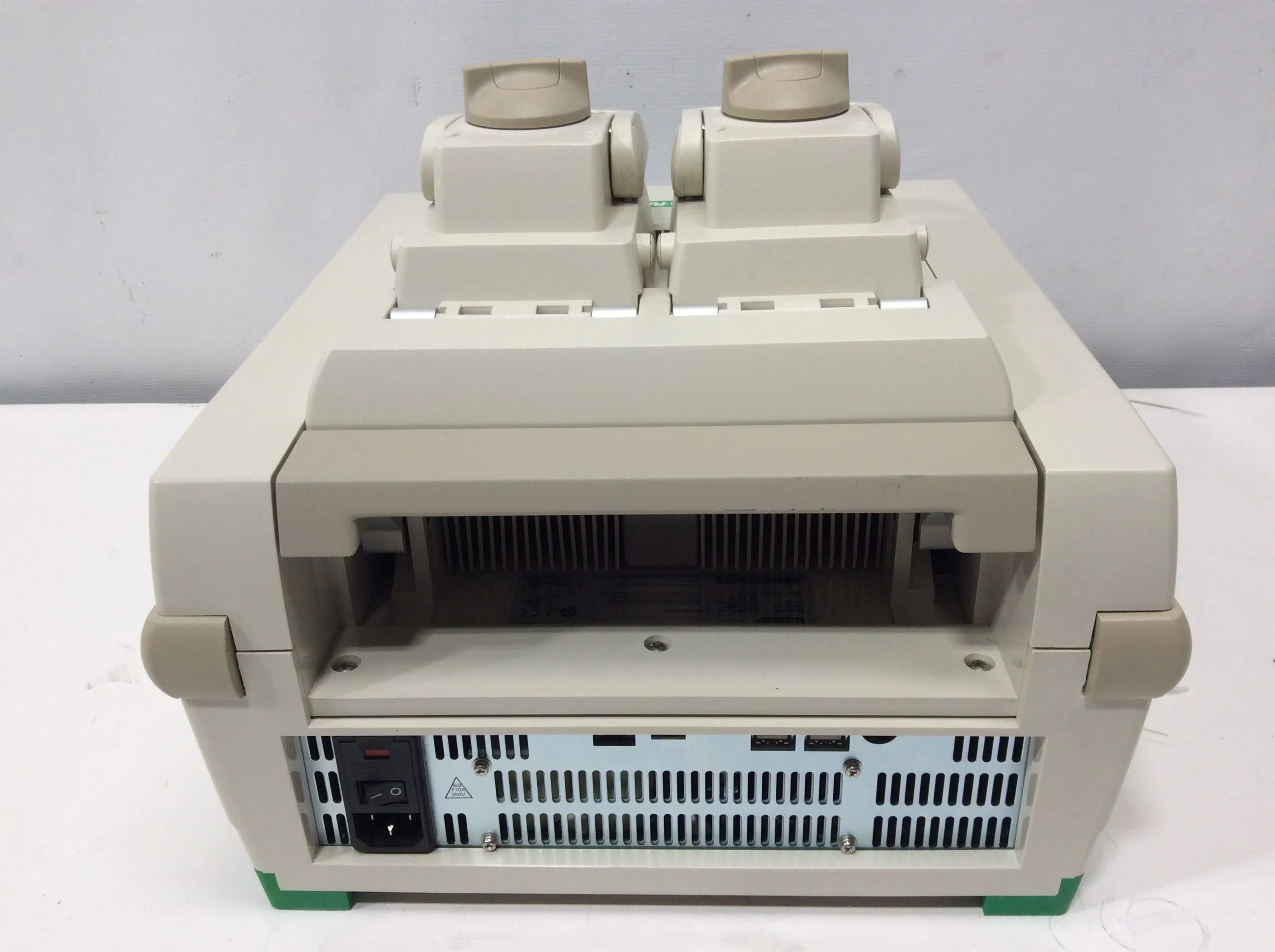 BIO-RAD C1000 Touch Thermal Cycler PCR Molecular Biology Lab Equipment CT01309