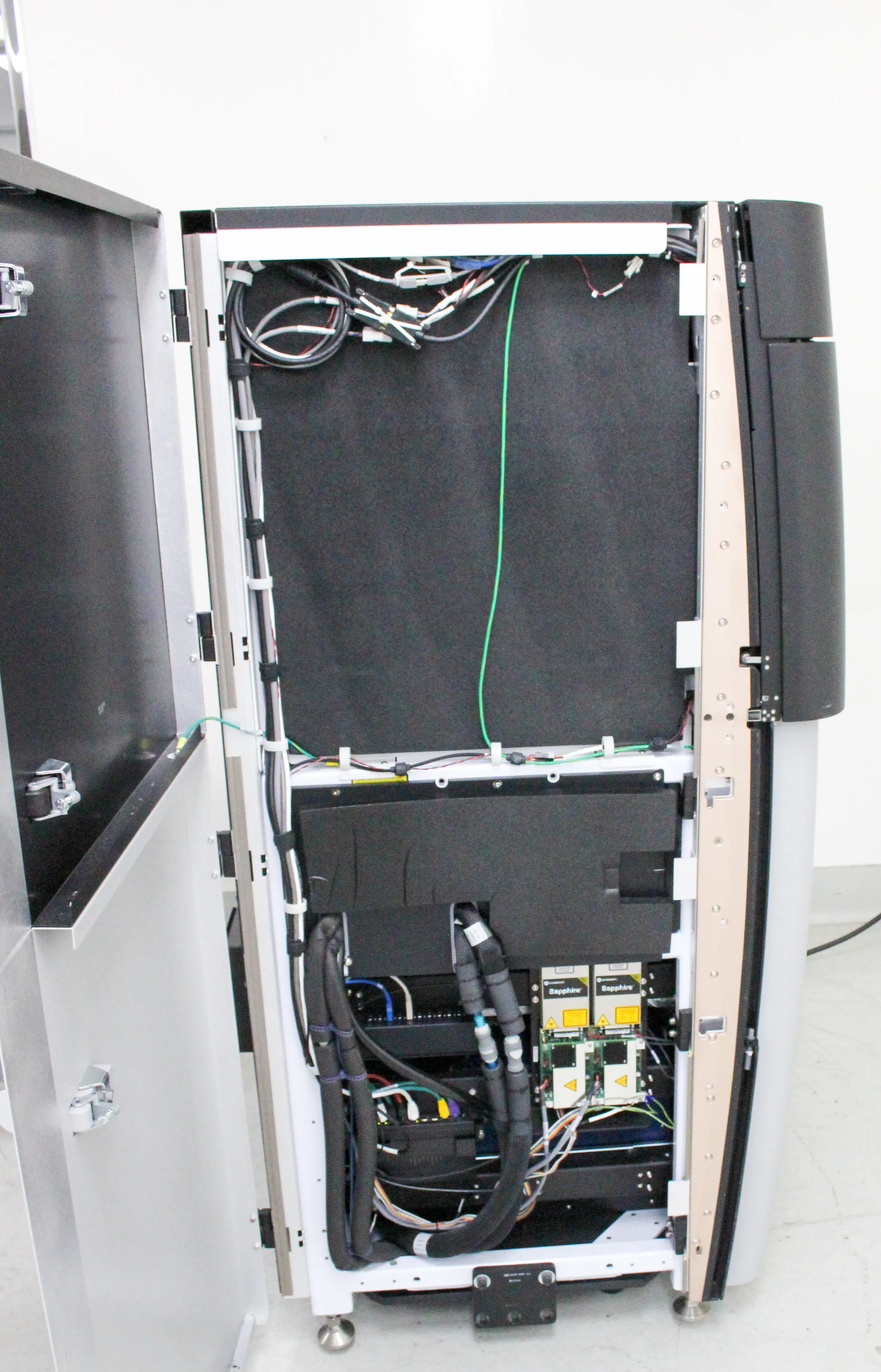 PacBio Sequel II Genome Sequencing System 101-447-000 - DNA Sequencer by Pacific Biosciences (PacBio)