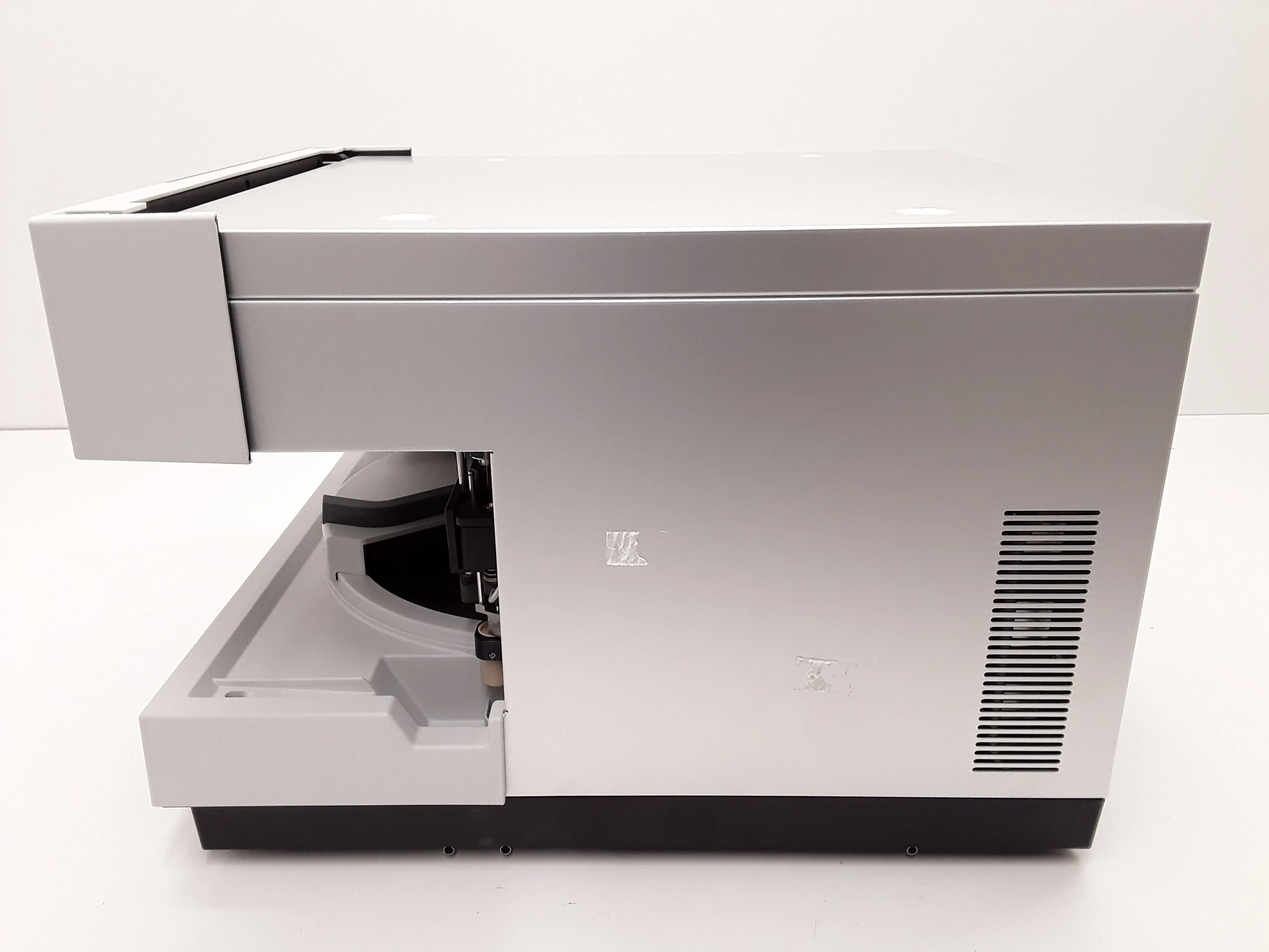 Thermo Scientific Dionex Ultimate WPS-3000TPL RS Autosampler UHPLC