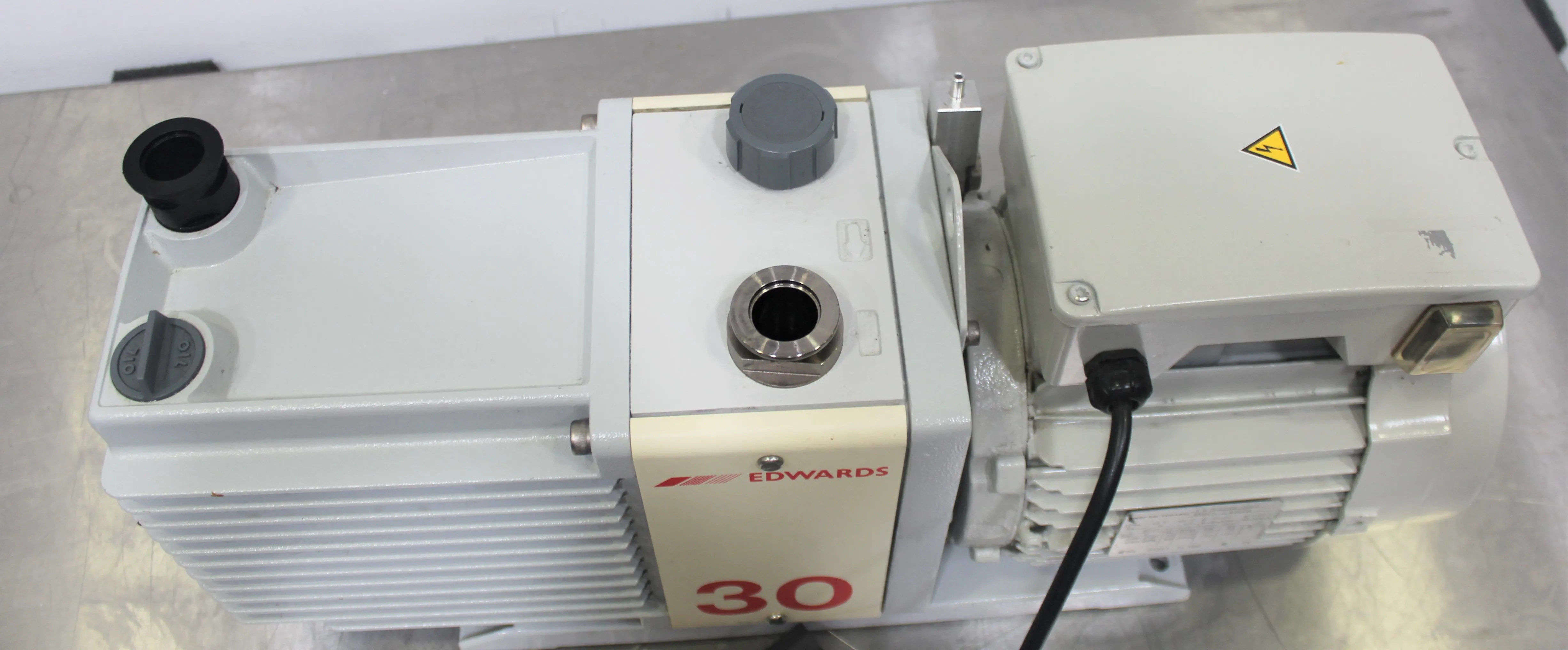 Edwards E2M30 Vacuum Pump