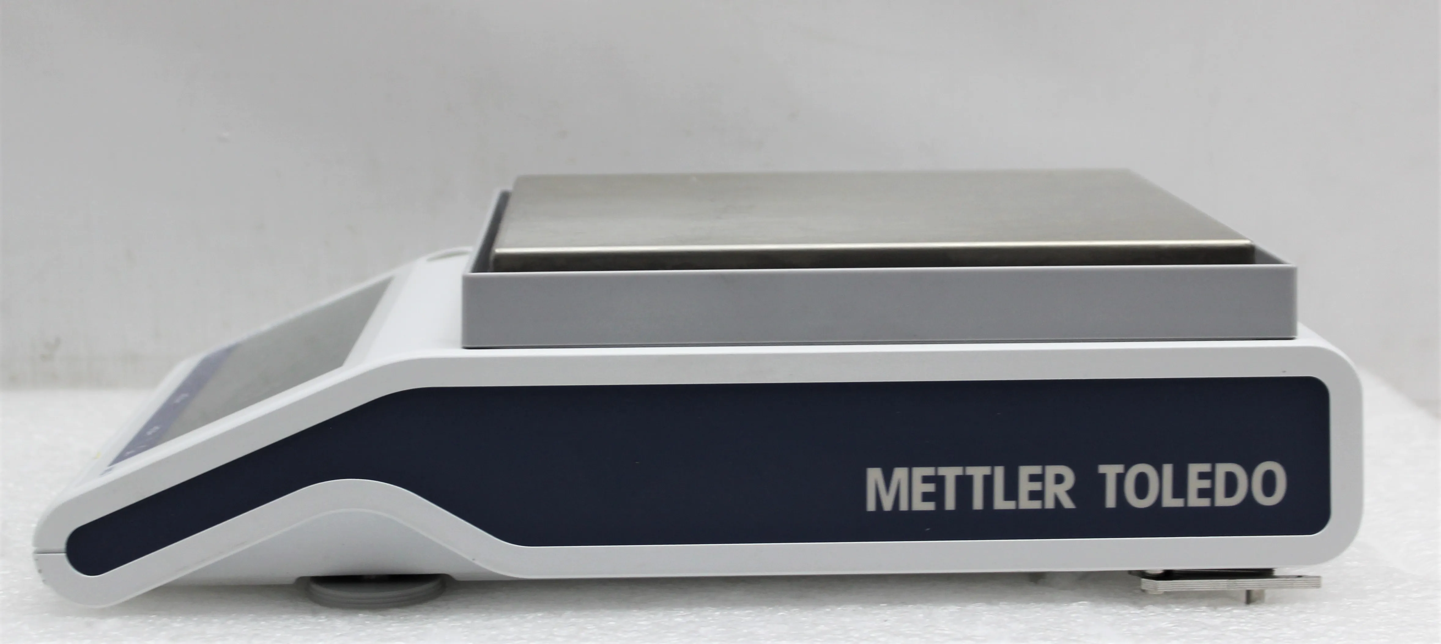 Mettler-Toledo MS4002TS/00 Bench Scale / Floor Scale