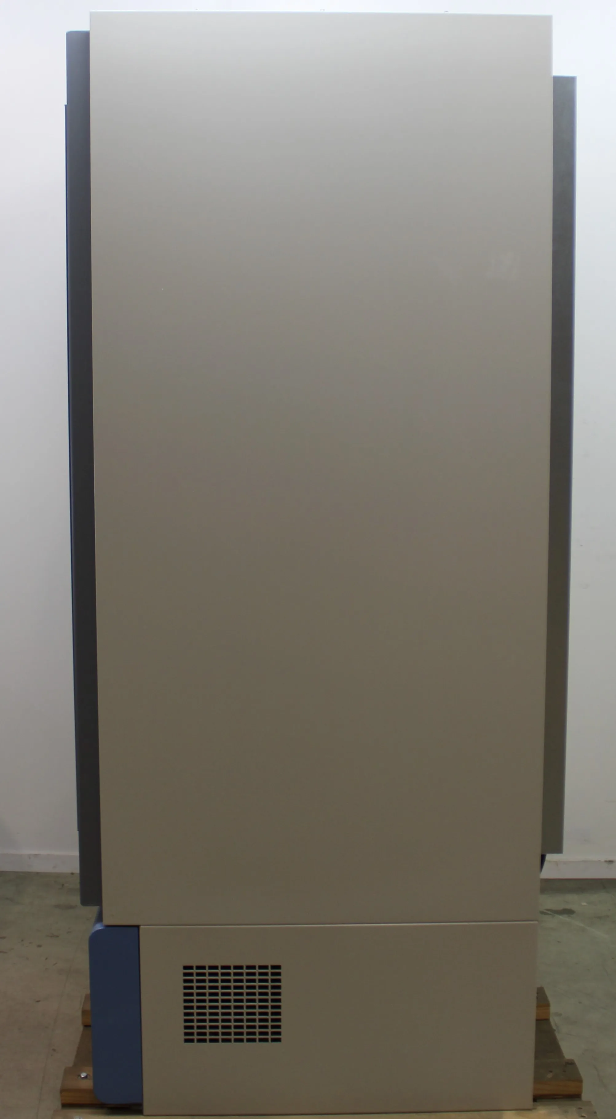 Thermo Fisher Scientific Refrigerator +4C REL4504V