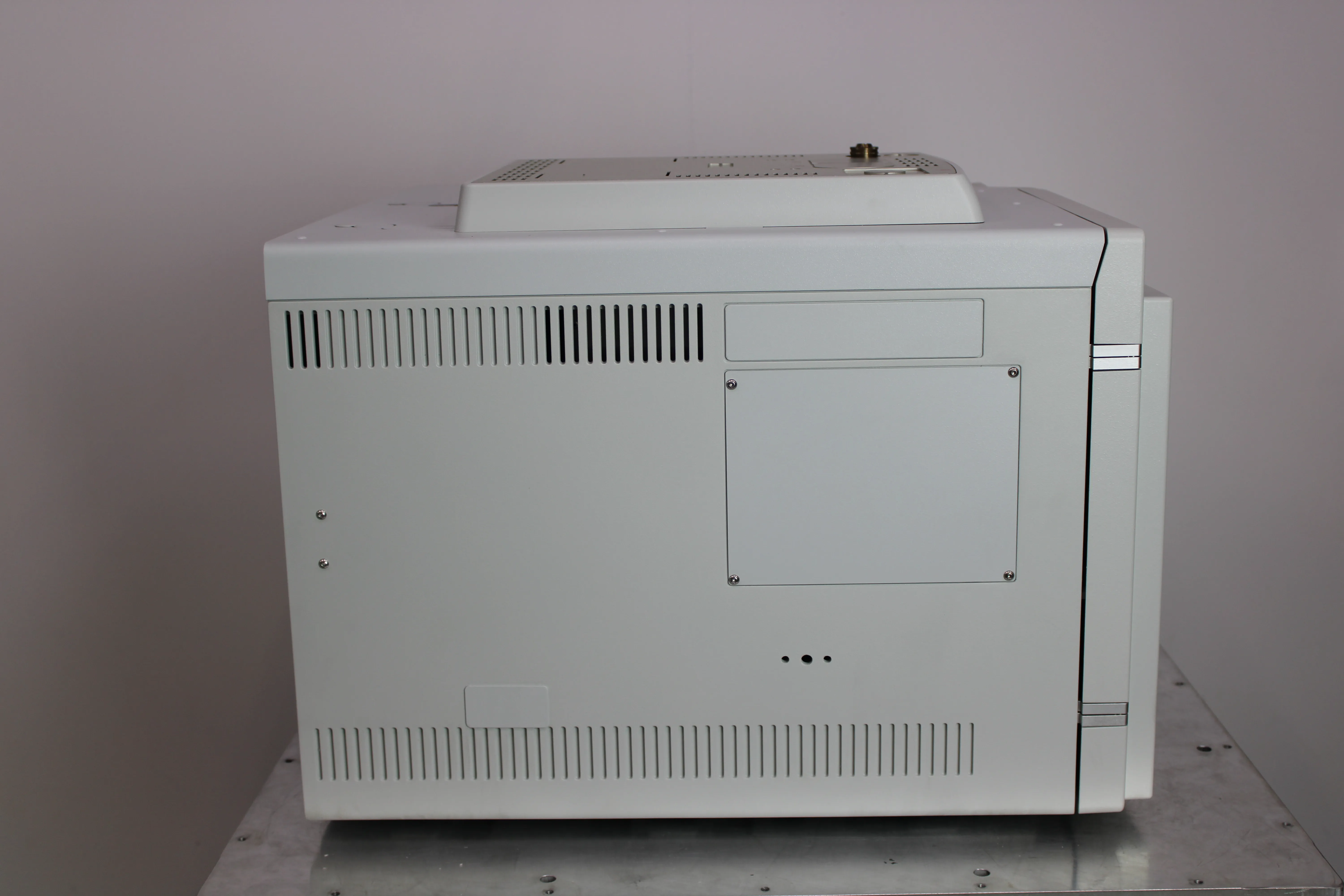 Thermo Fisher Scientific Trace GC Ultra Gas Chromatograph (PN K073000000000D0)