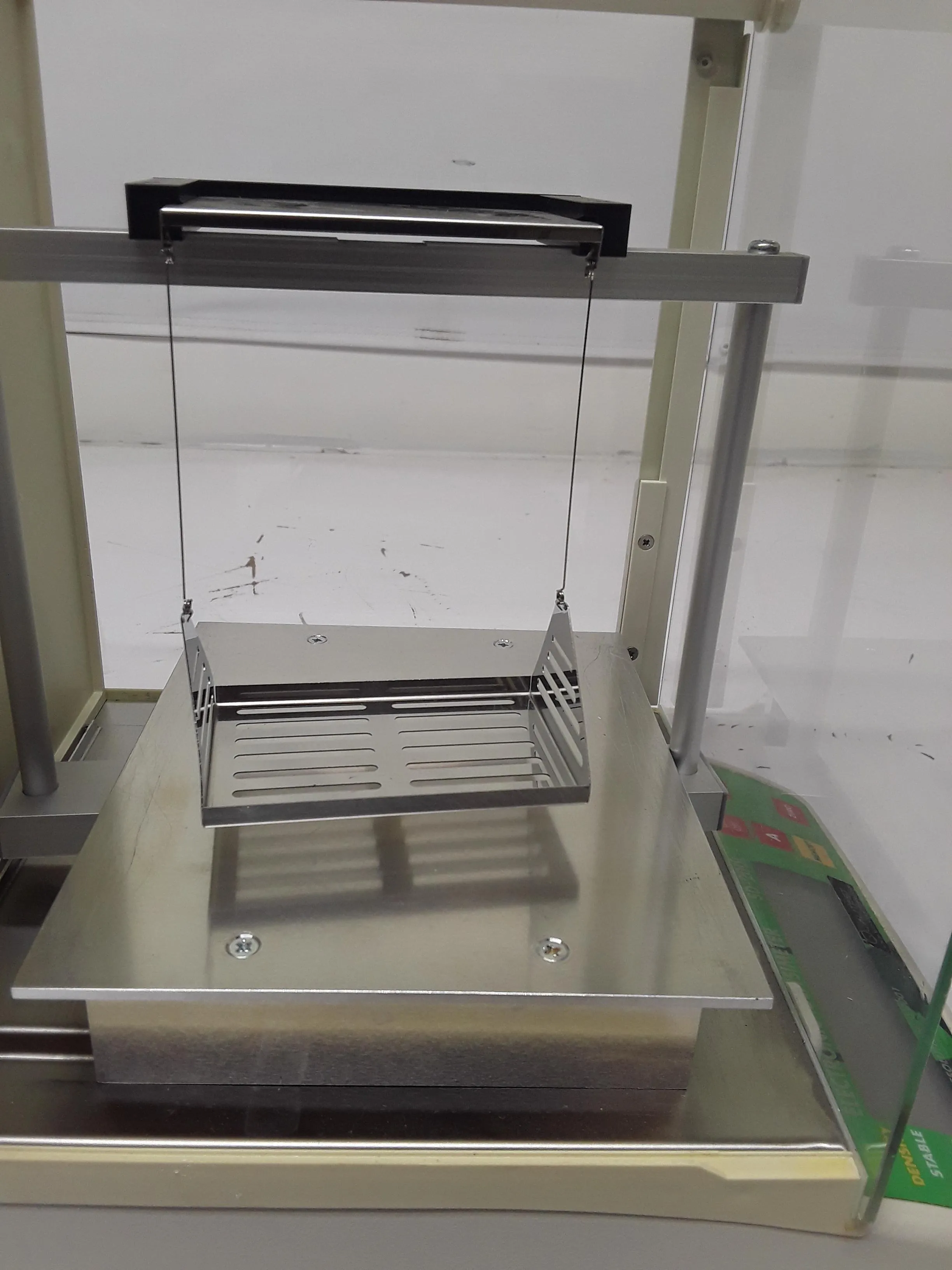 QualiTest SD-200L Analytical Balance Class 1 Used