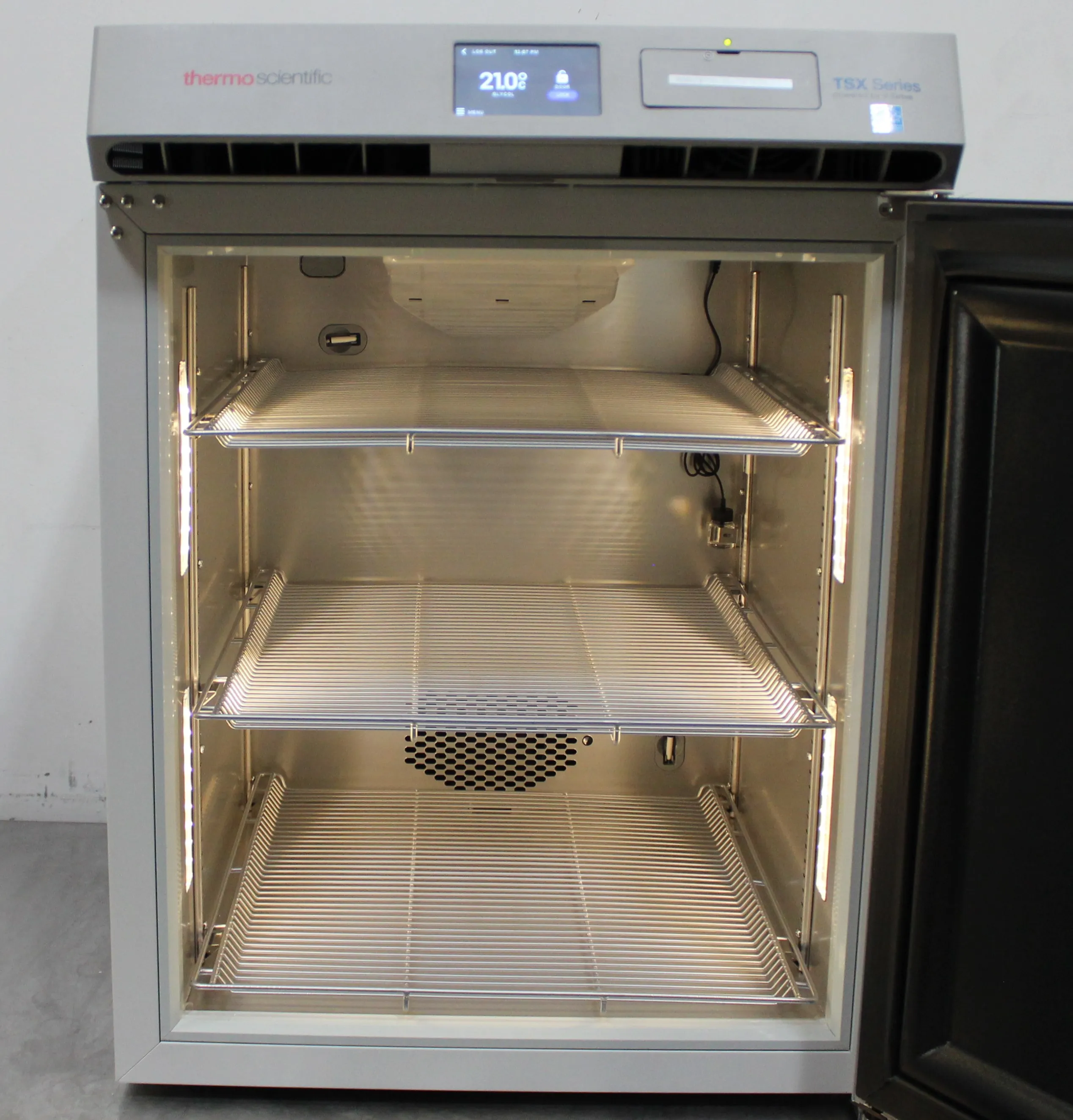 Thermo Scientific TSX Series Undercounter Lab Refrigerator