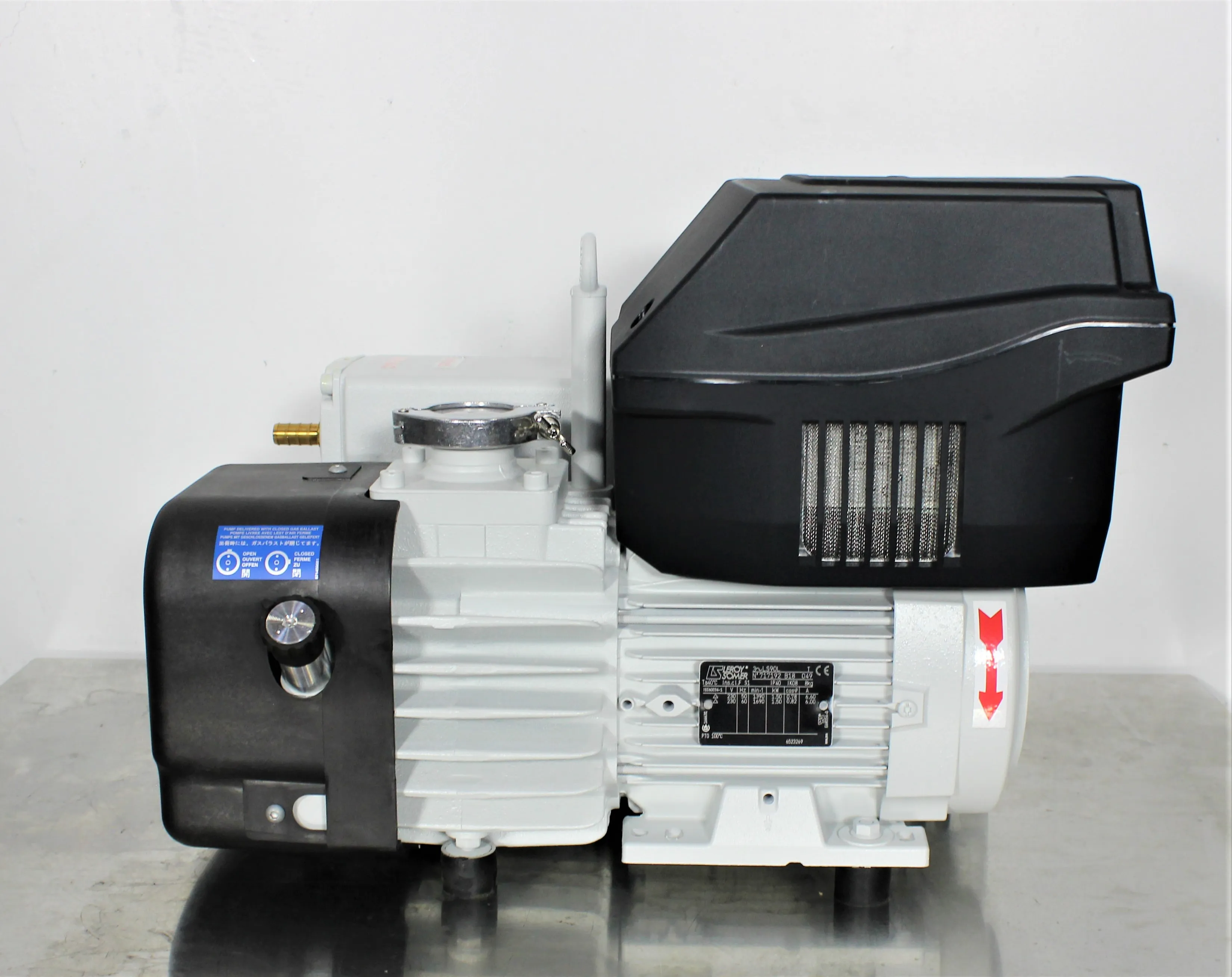 Leybold Sogevac SV65 BI FC Vacuum Pump